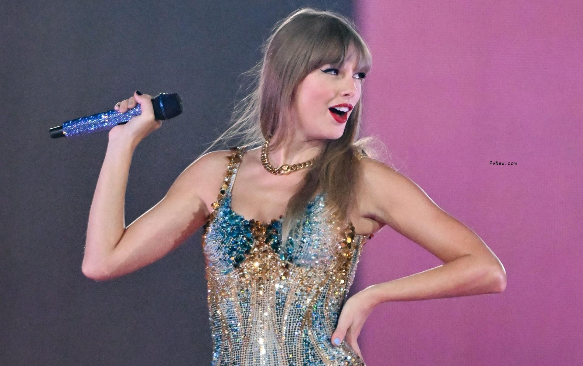 Taylor Swift Co<i></i>ncert Film Will Bring Eras Tour to America’s Movie Theaters in October