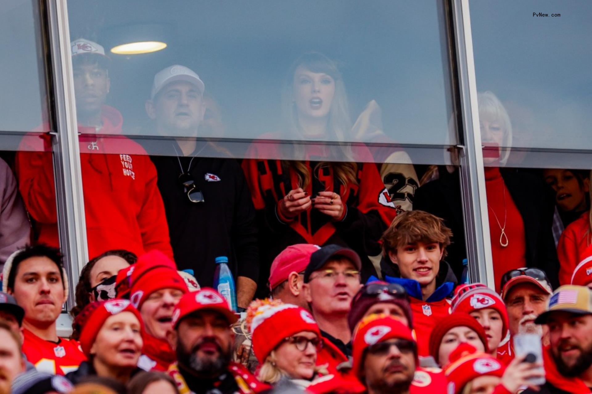 A photo of Taylor Swift at Travis Kelce’s game