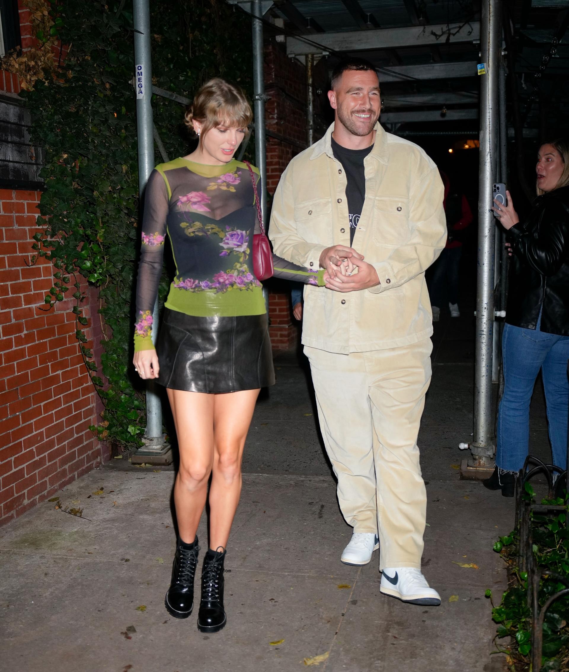 Travis Kelce and Taylor Swift.