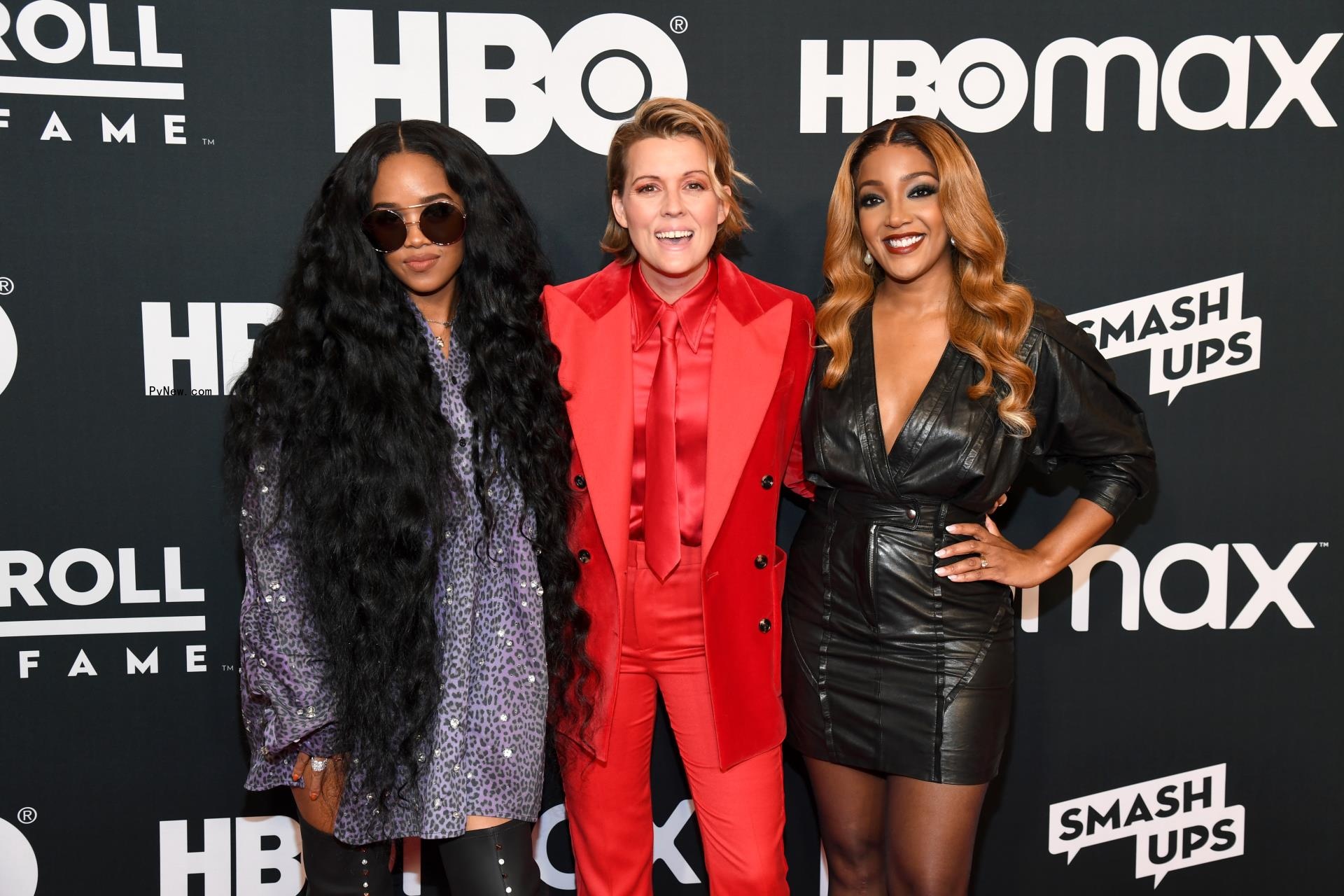 Rock and Roll Hall of Fame Brings Lovefests Between Taylor Swift and Carole King, Drew Barrymore and Go-Go’s, More