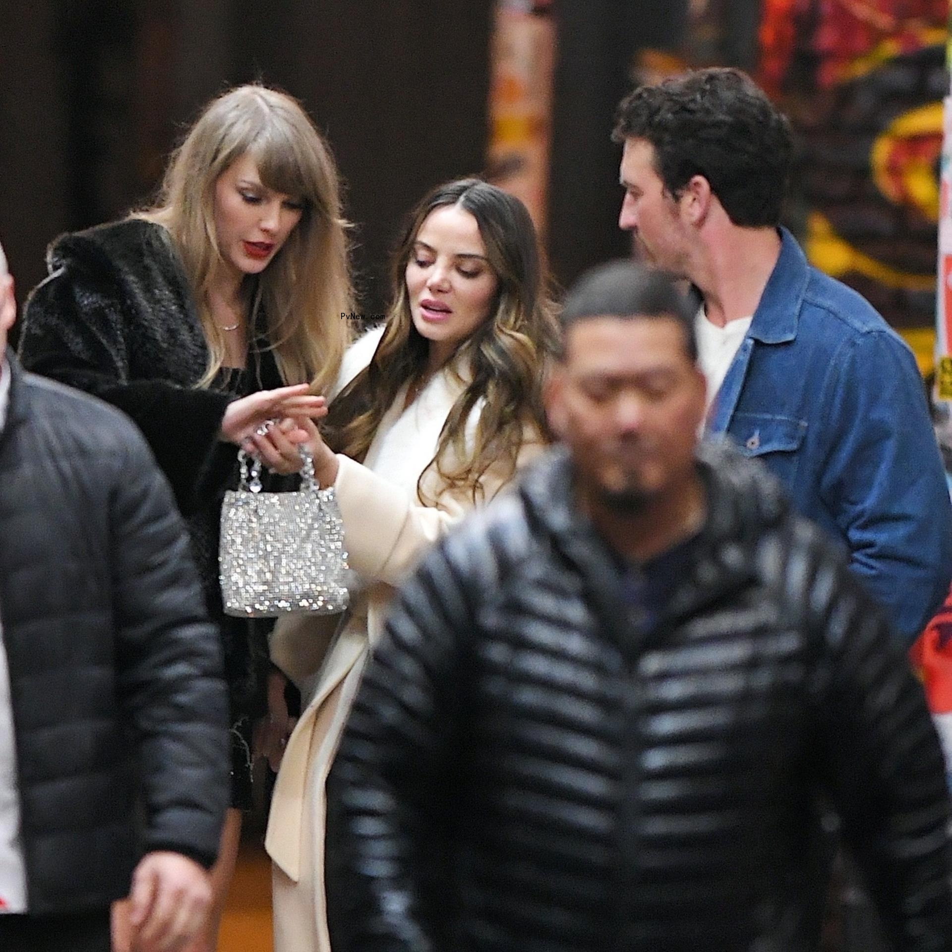 Taylor Swift and Keleigh Sperry