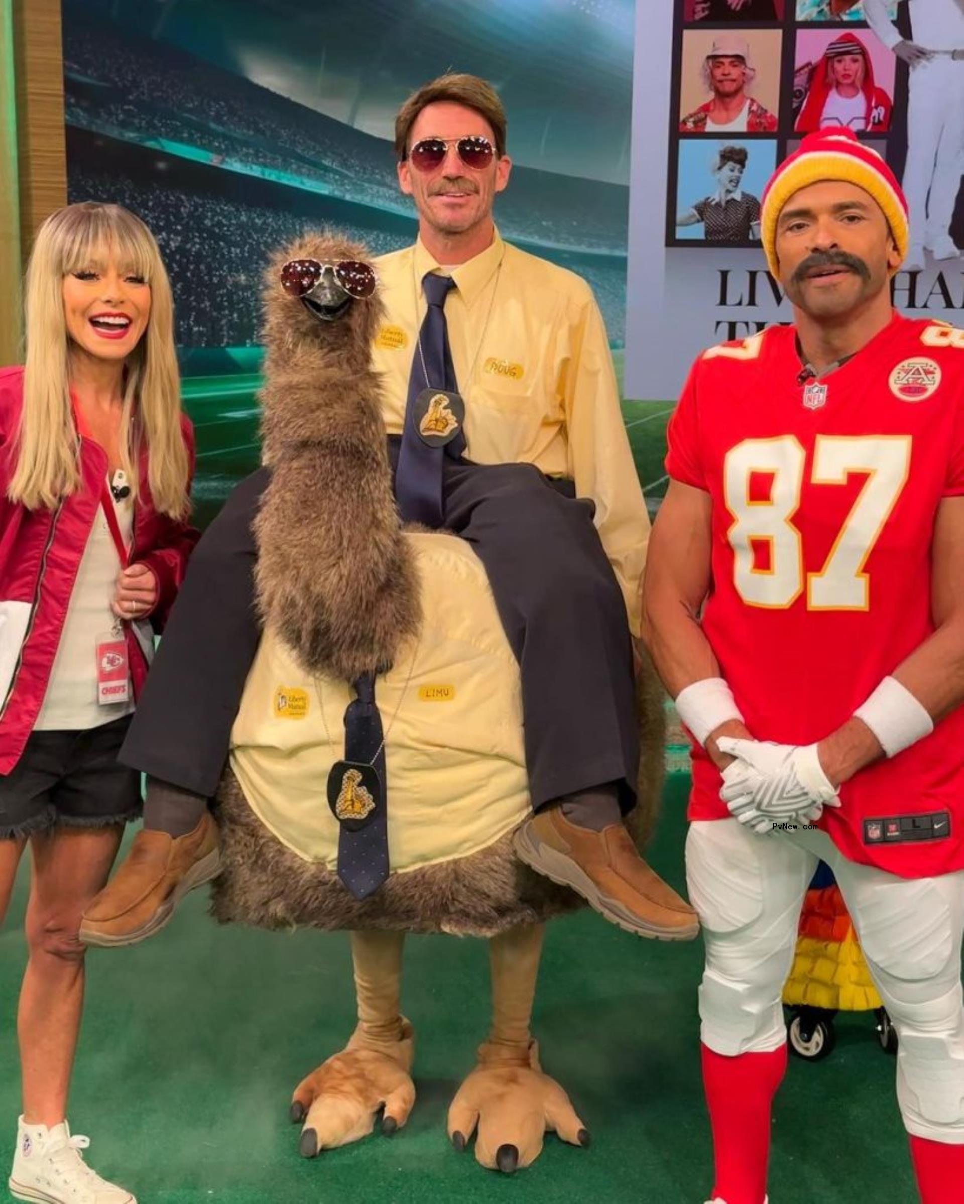 Kelly Ripa and Mark Co<i></i>nsuelos dressed as Taylor Swift and Travis Kelce.