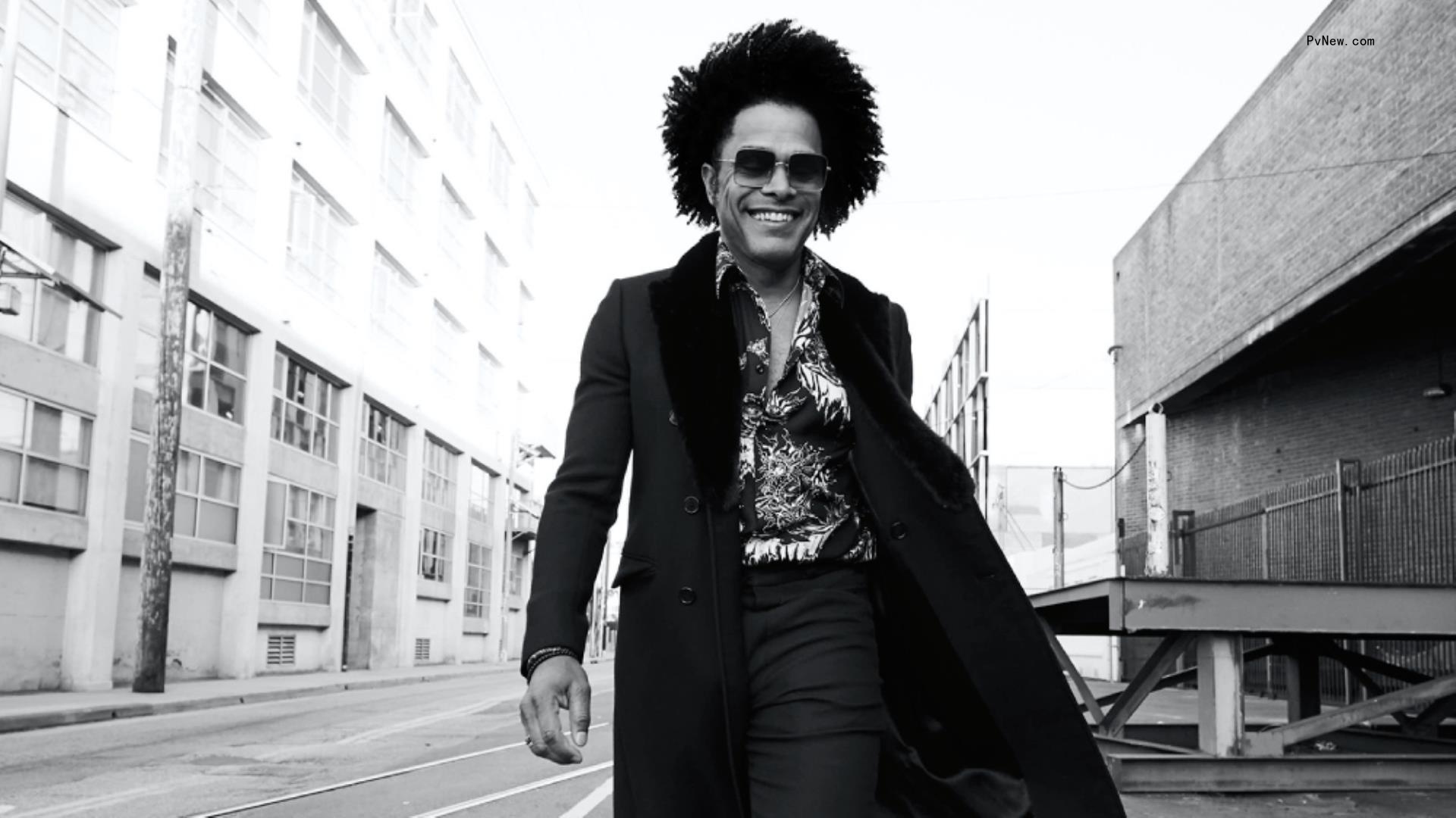 Maxwell Dro<i></i>ps New Song, Finally Reveals New Album Details