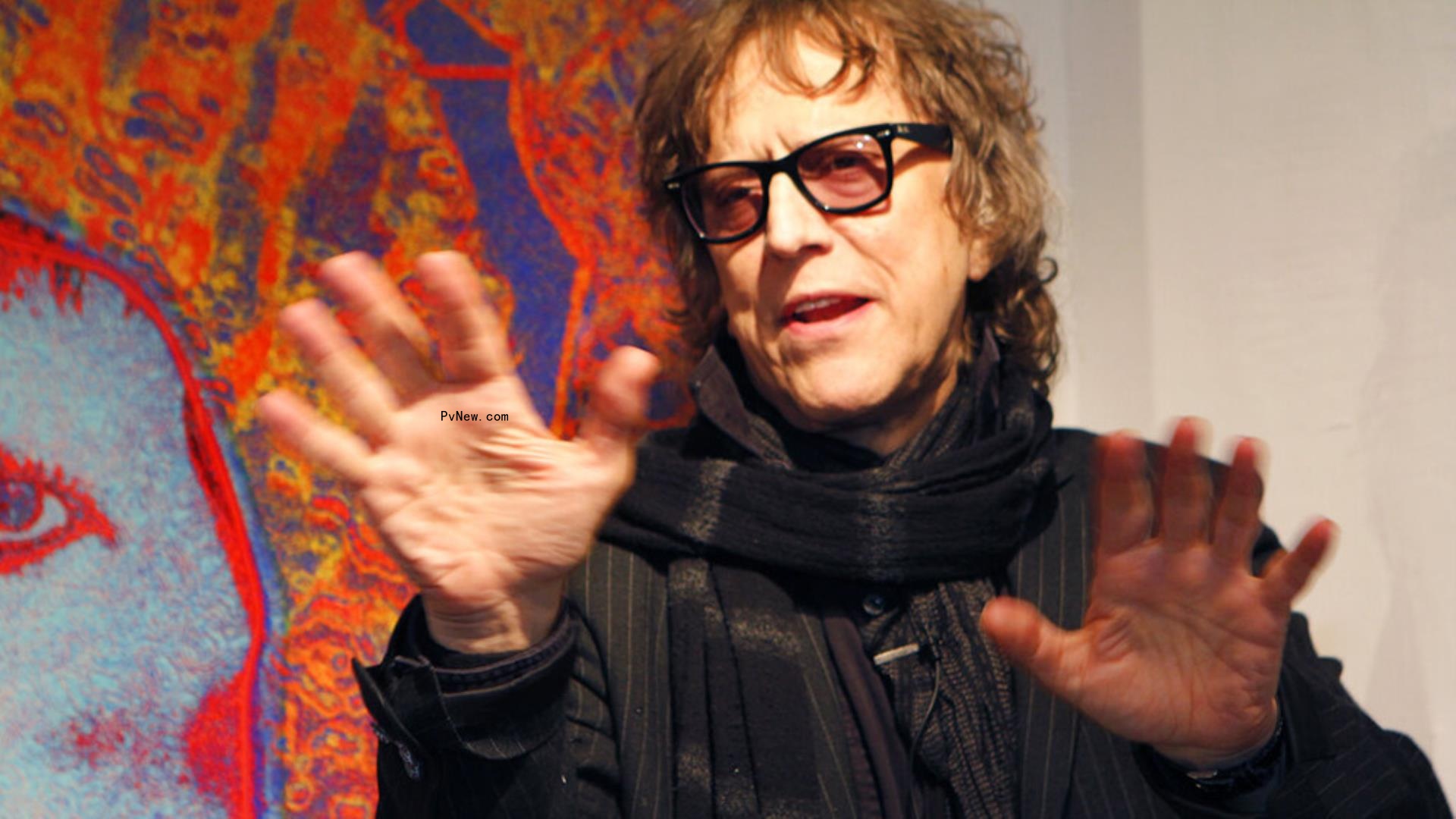 Mick Rock, Legendary Photographer of David Bowie, Queen and Lou Reed, Dies at 72