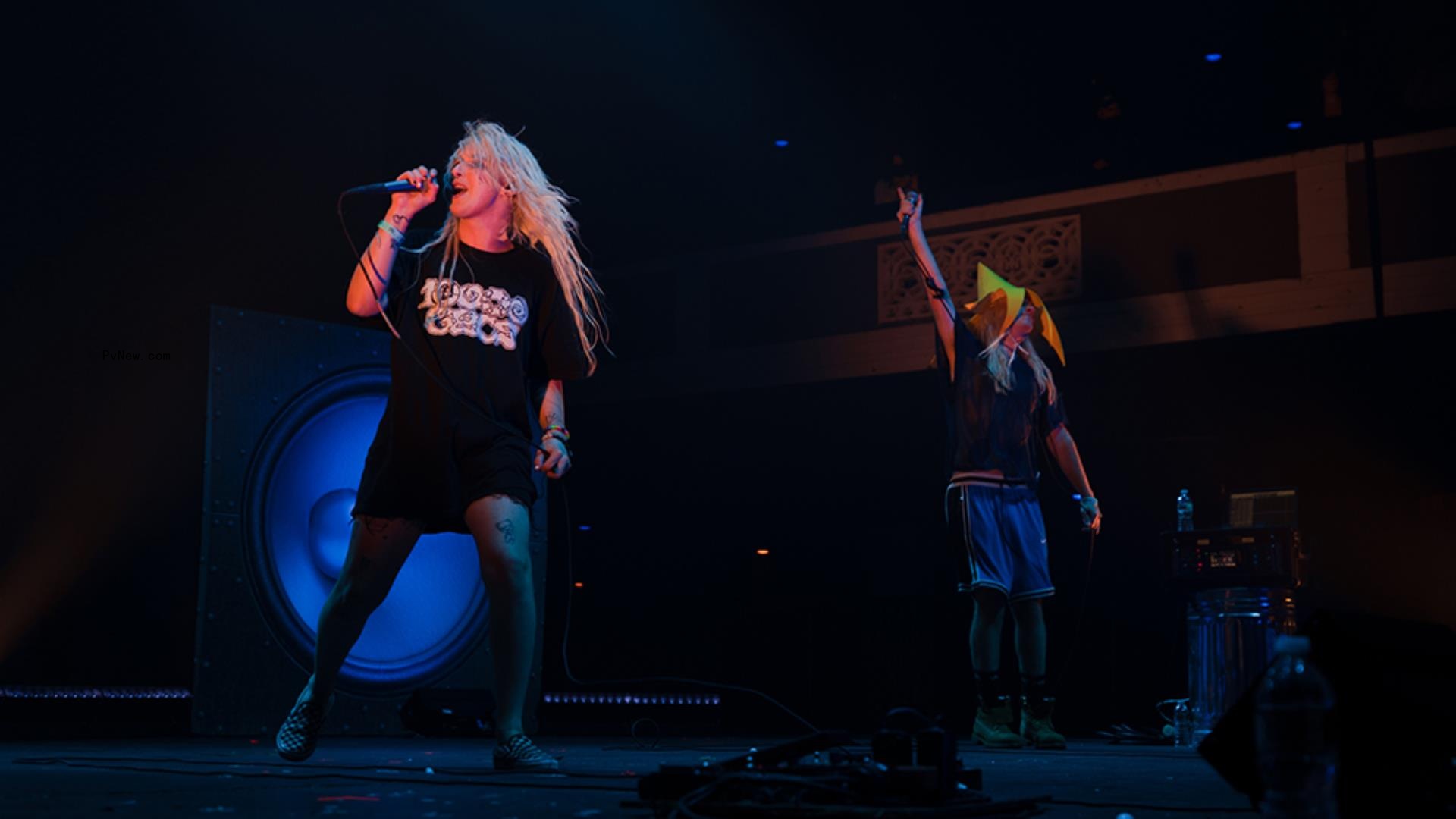 100 Gecs Bring Hyperpop, me<i></i>tal and Every Genre in Between to Shrine Auditorium: Co<i></i>ncert Review