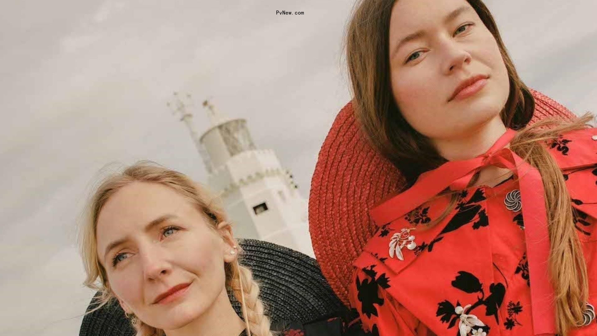 Buzzing British Duo Wet Leg Unveils Two New Songs, Album Release Date