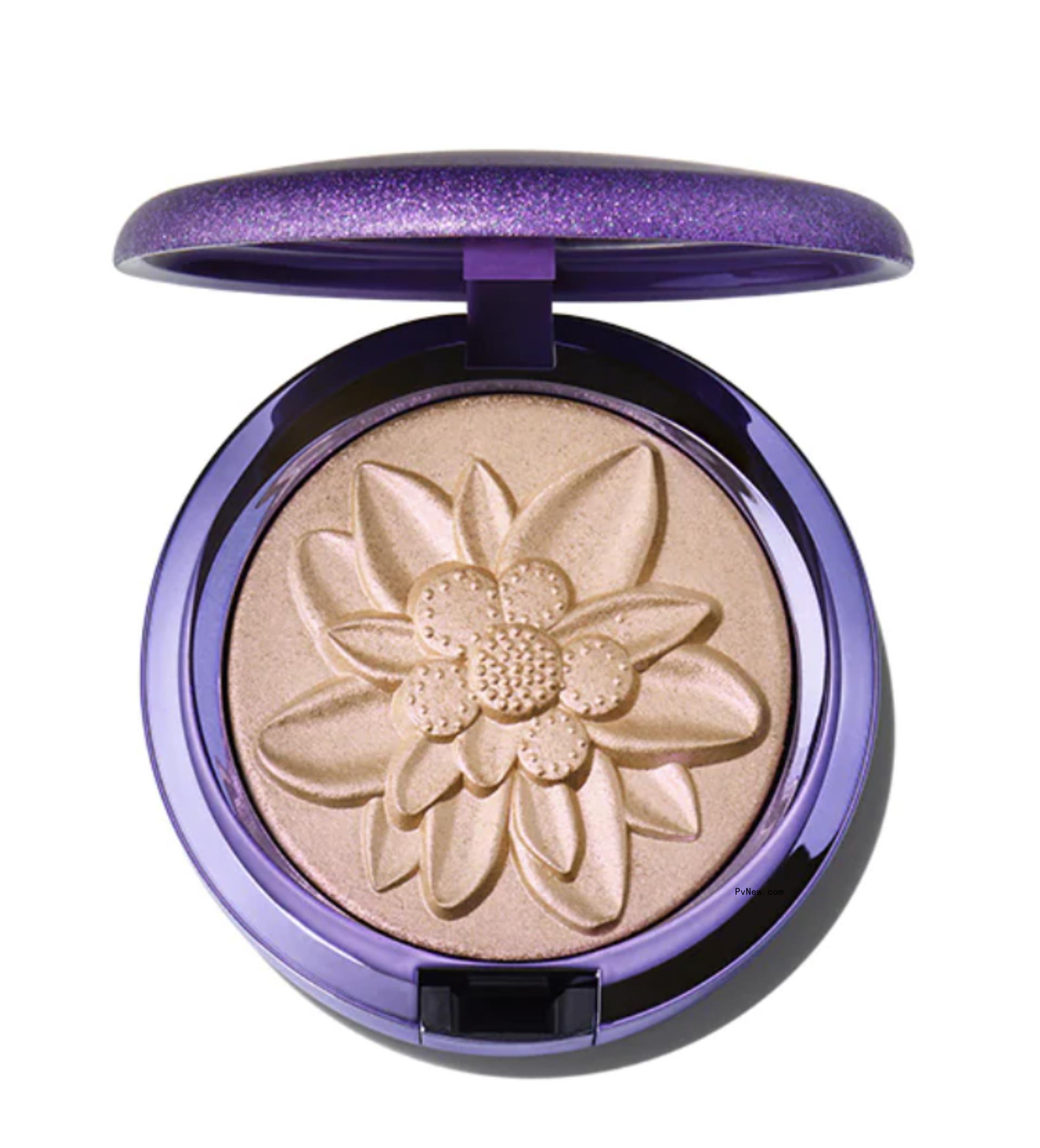 Blackpink’s Lisa Drops First Makeup Collection With Mac