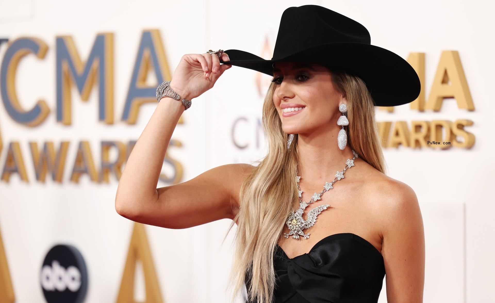 CMA Awards 2023: The Complete List of Winners, Including Lainey Wilson, Newly Crowned Entertainer of the Year