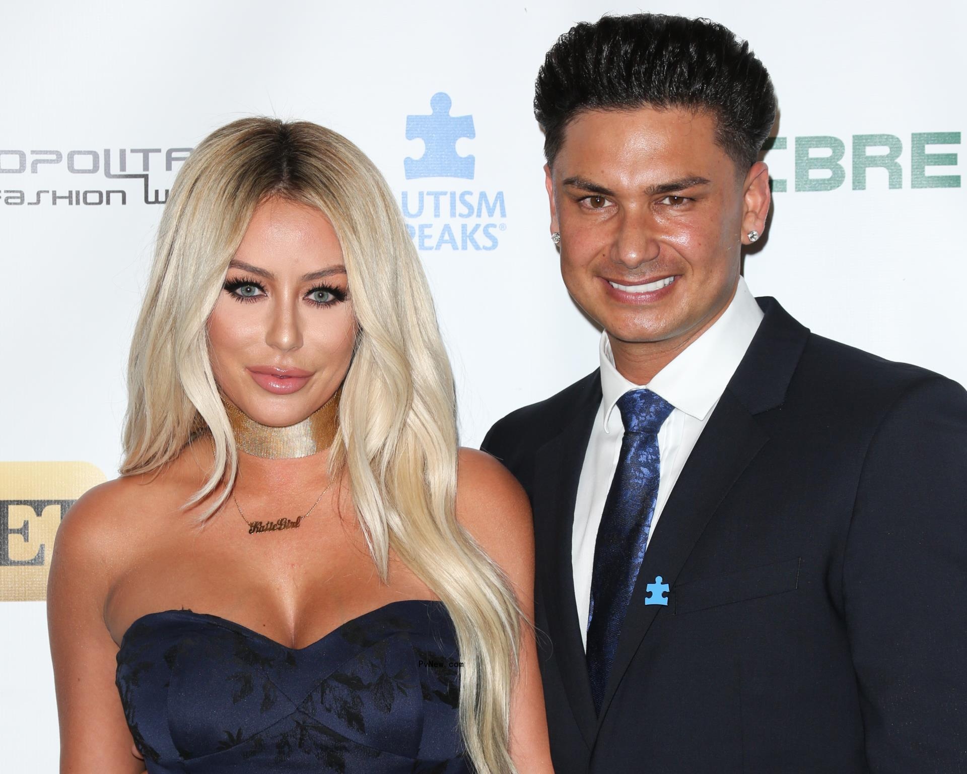 Aubrey O'Day (L) and DJ Pauly D