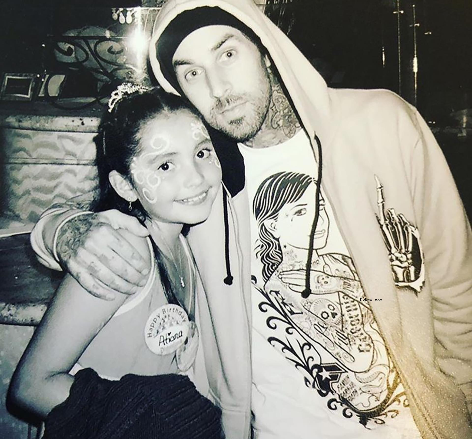 Travis Barker and Atiana De La Hoya