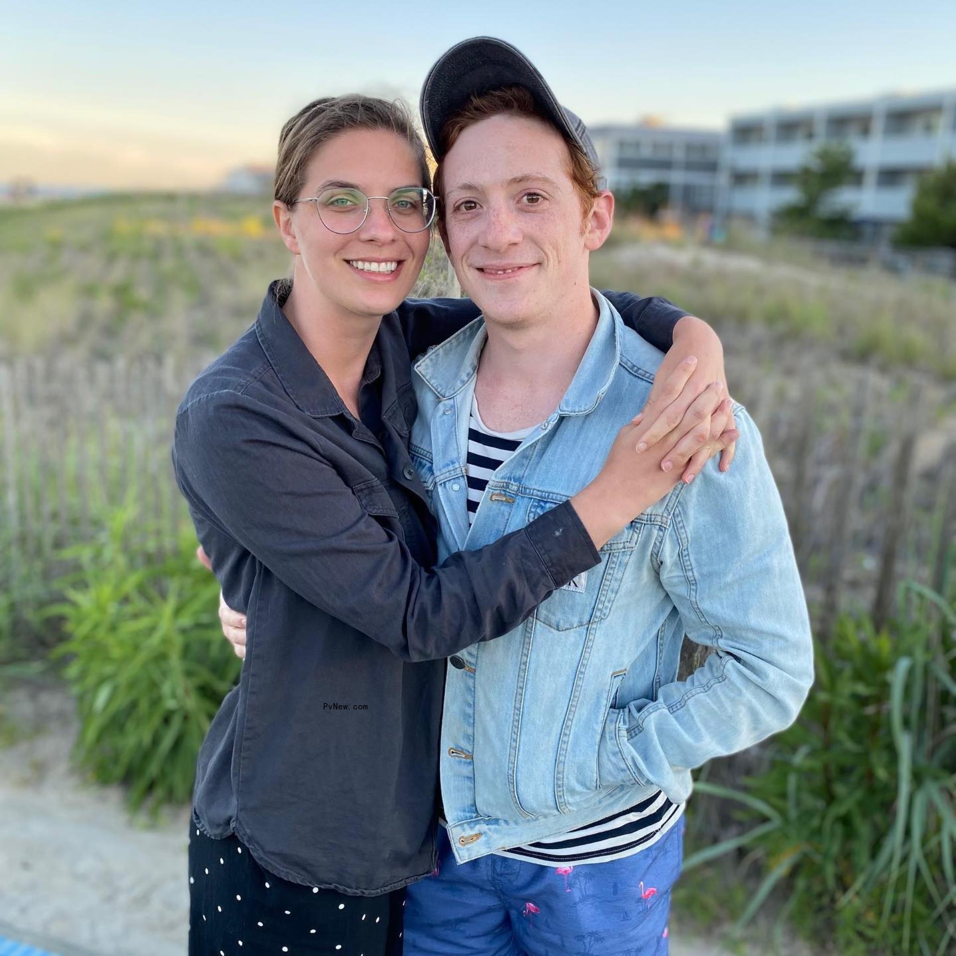 Ethan Slater and his wife, Lilly Jay, at the beach.