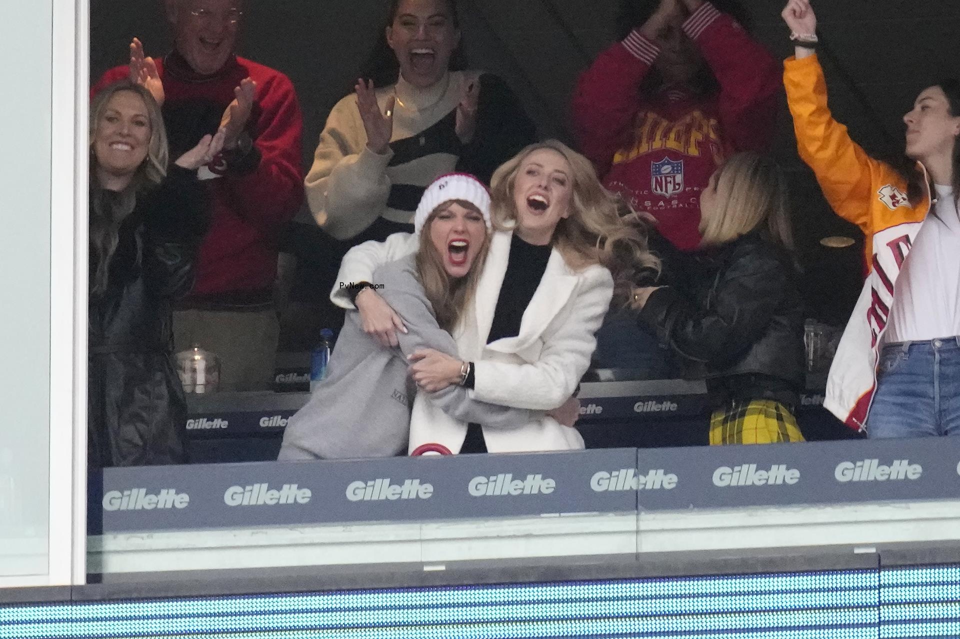 Taylor Swift and Brittany Mahomes.