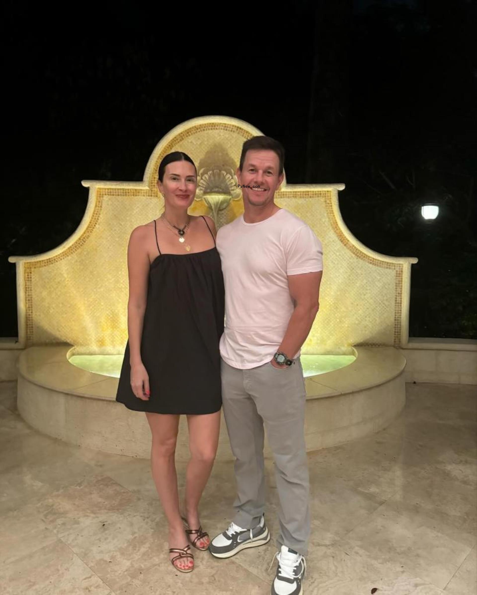 Rhea Durham and Mark Wahlberg