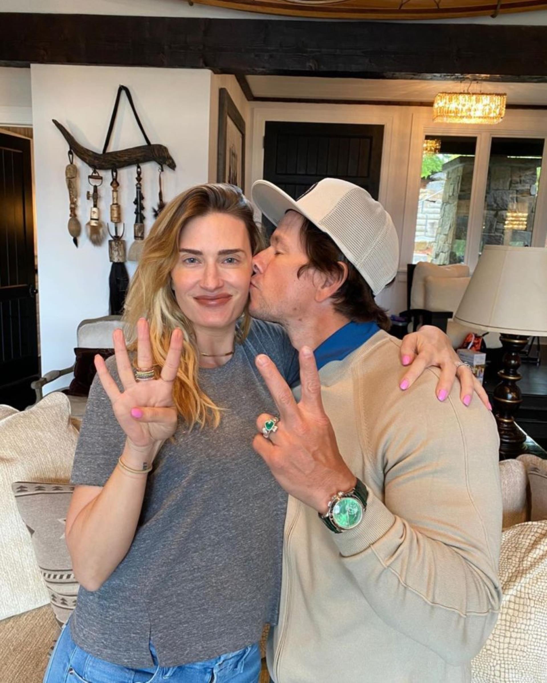 Rhea Durham and Mark Wahlberg