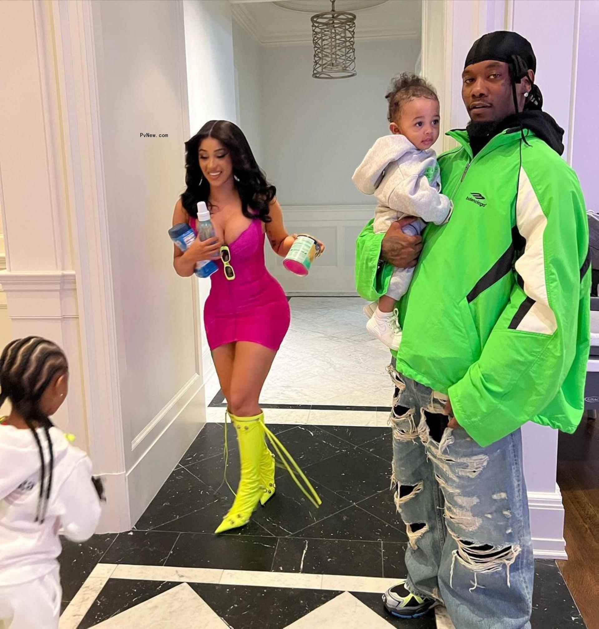 Cardi B and Offset with their daughters