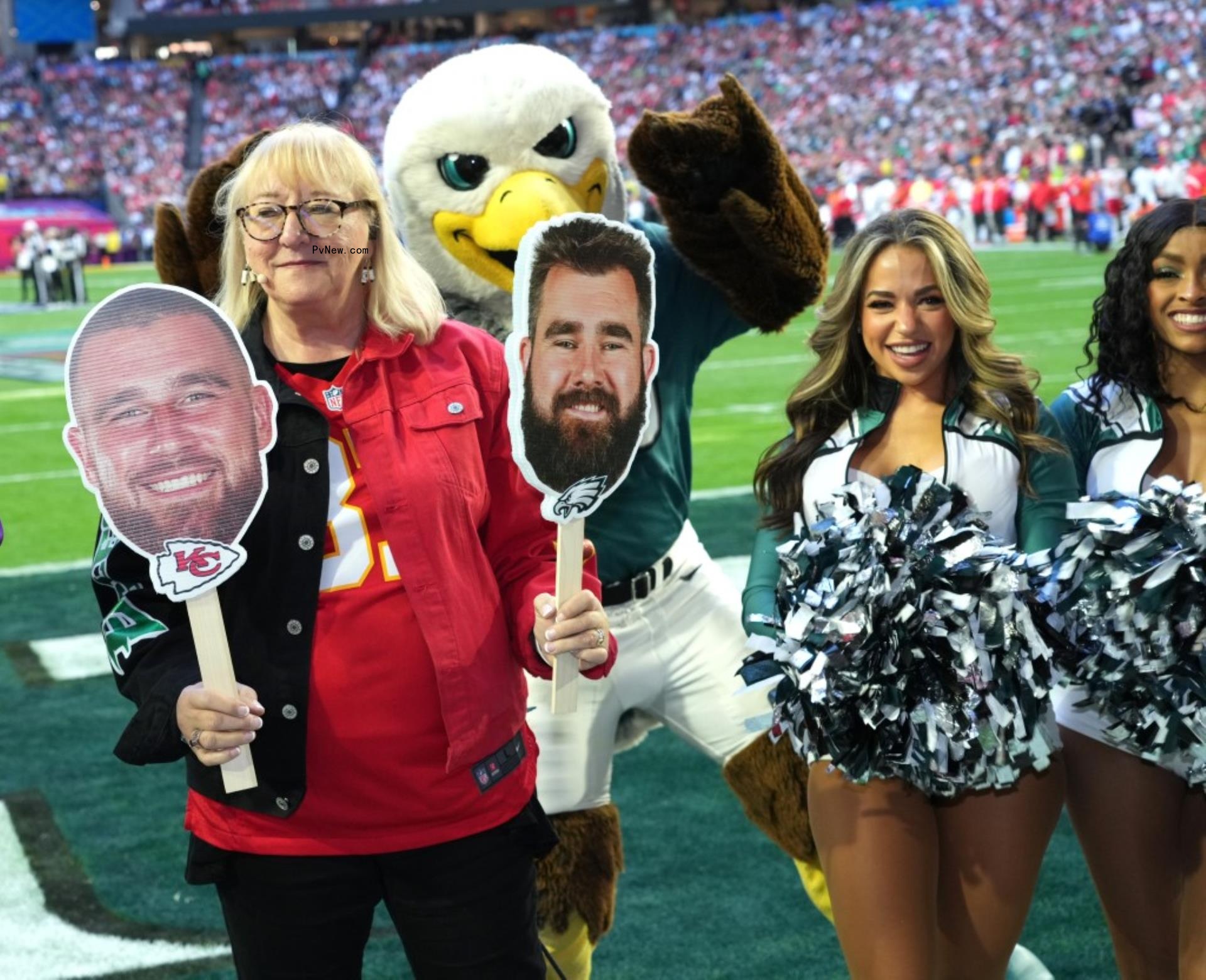 Do<i></i>nna Kelce