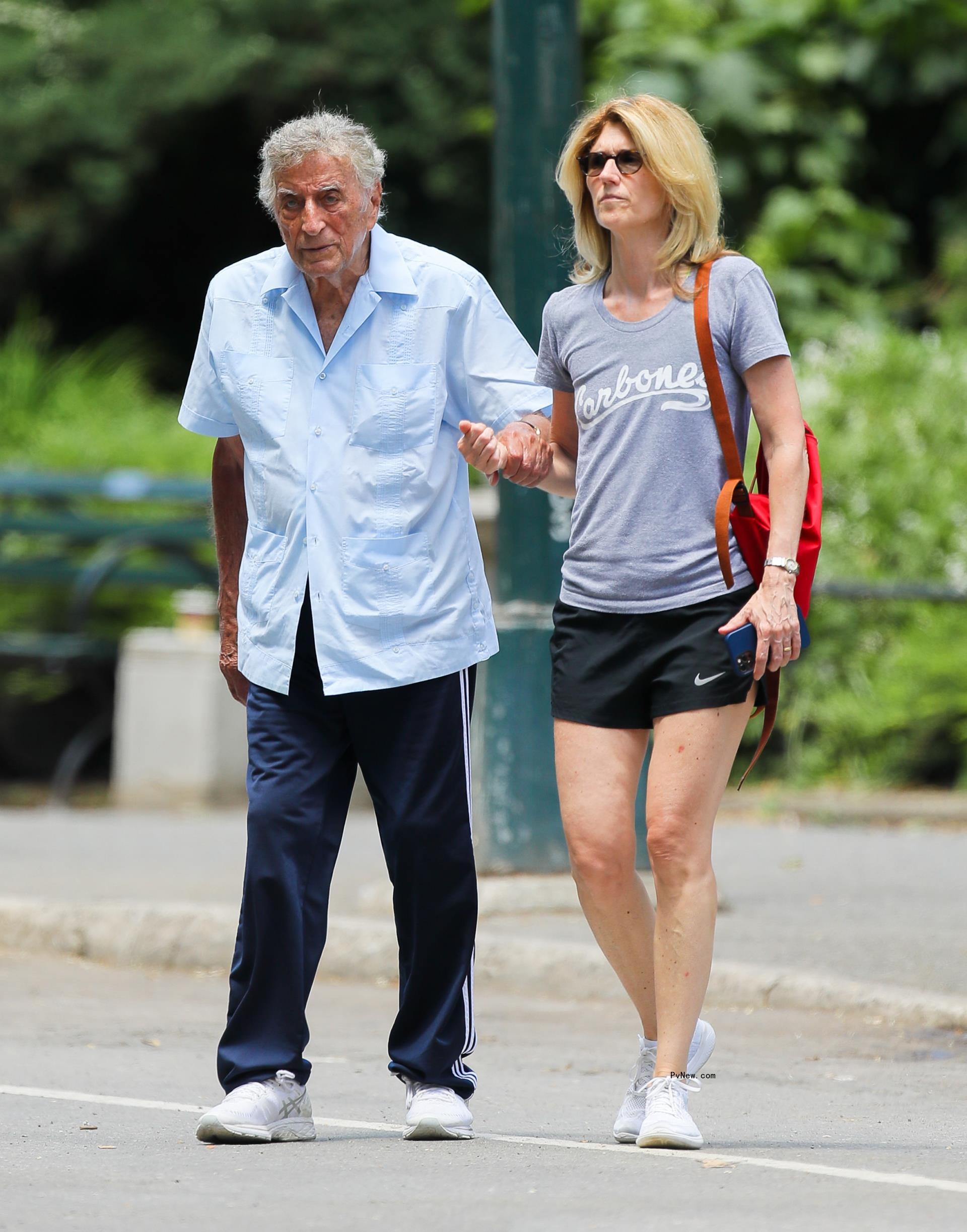 Tony Bennett and Susan Benedetto walking in Central Park