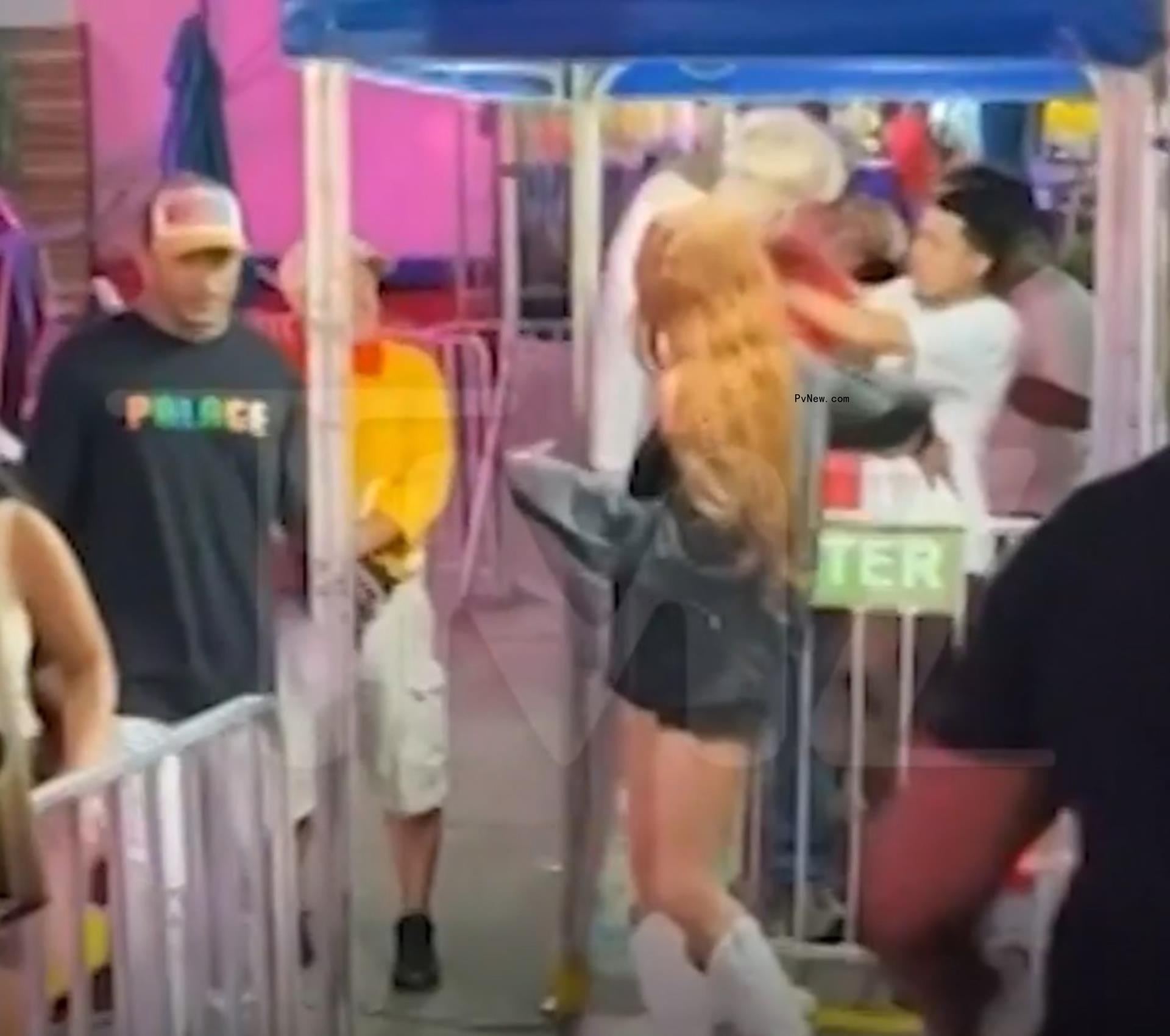 Video grabs of Machine Gun Kelly fight.