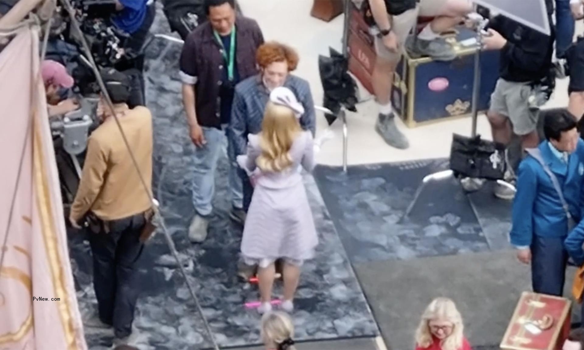 Ariana Grande and Ethan Slater acting on