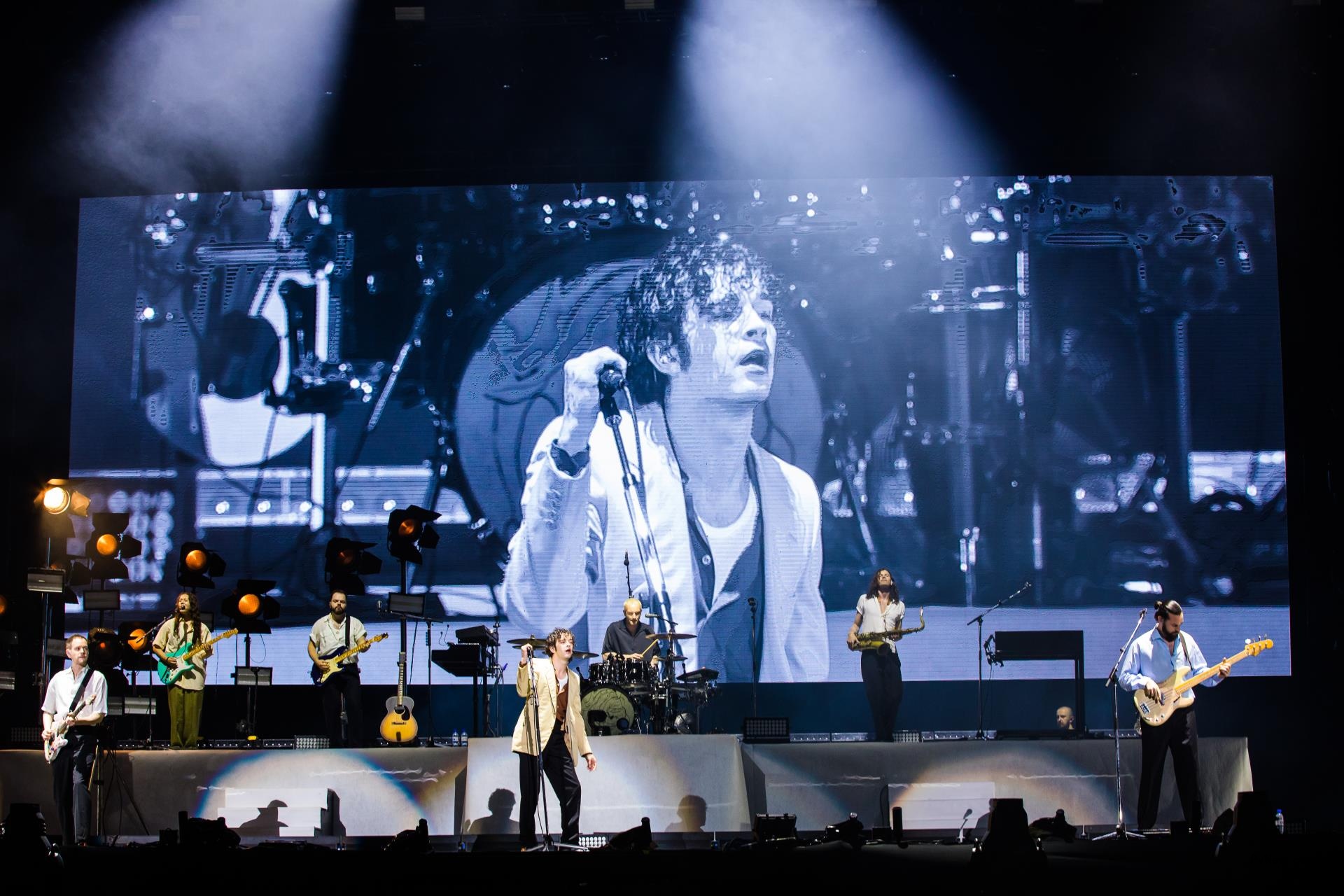 The 1975 and Matty Healy performing.