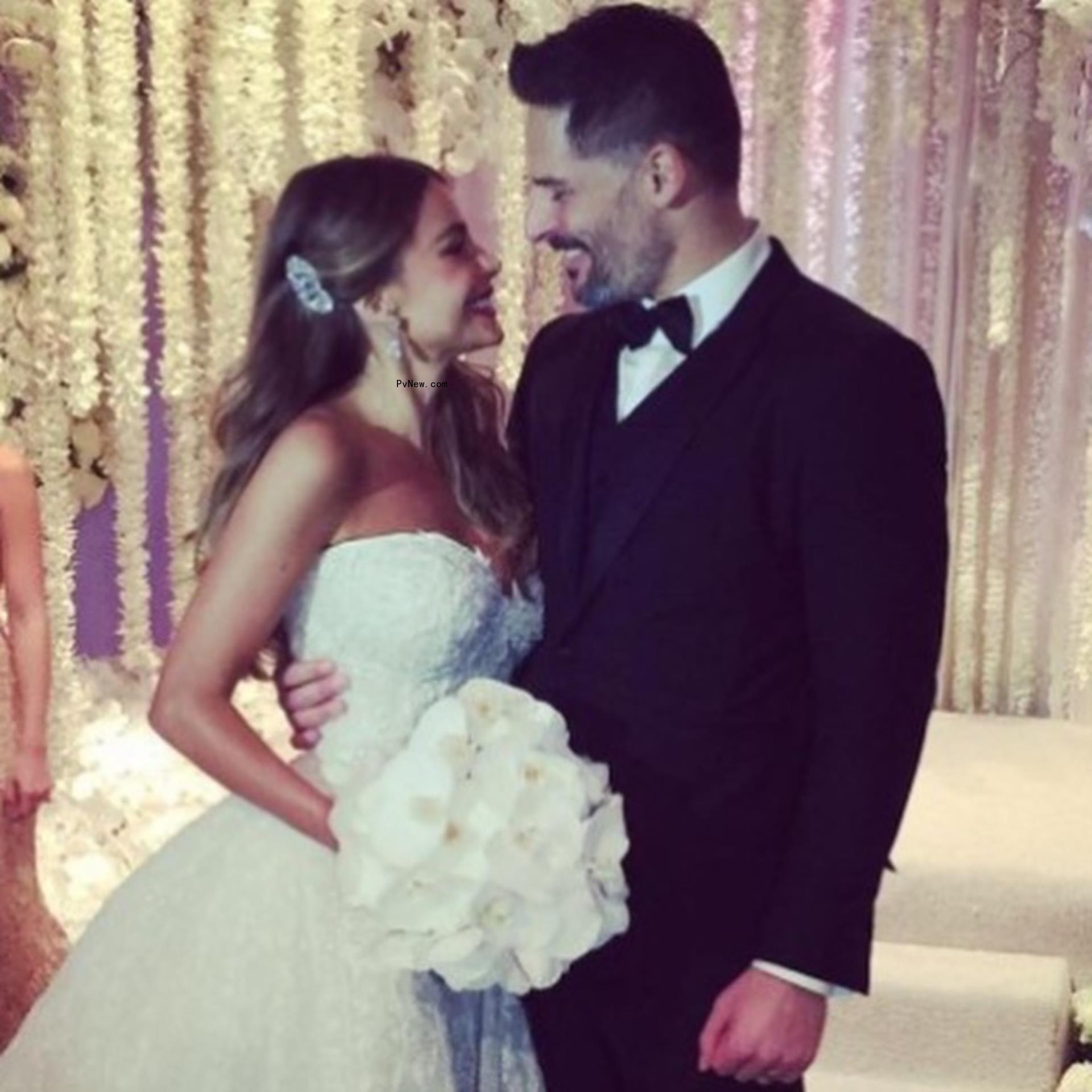 Sofía Vergara, Joe Manganiello in their wedding photo