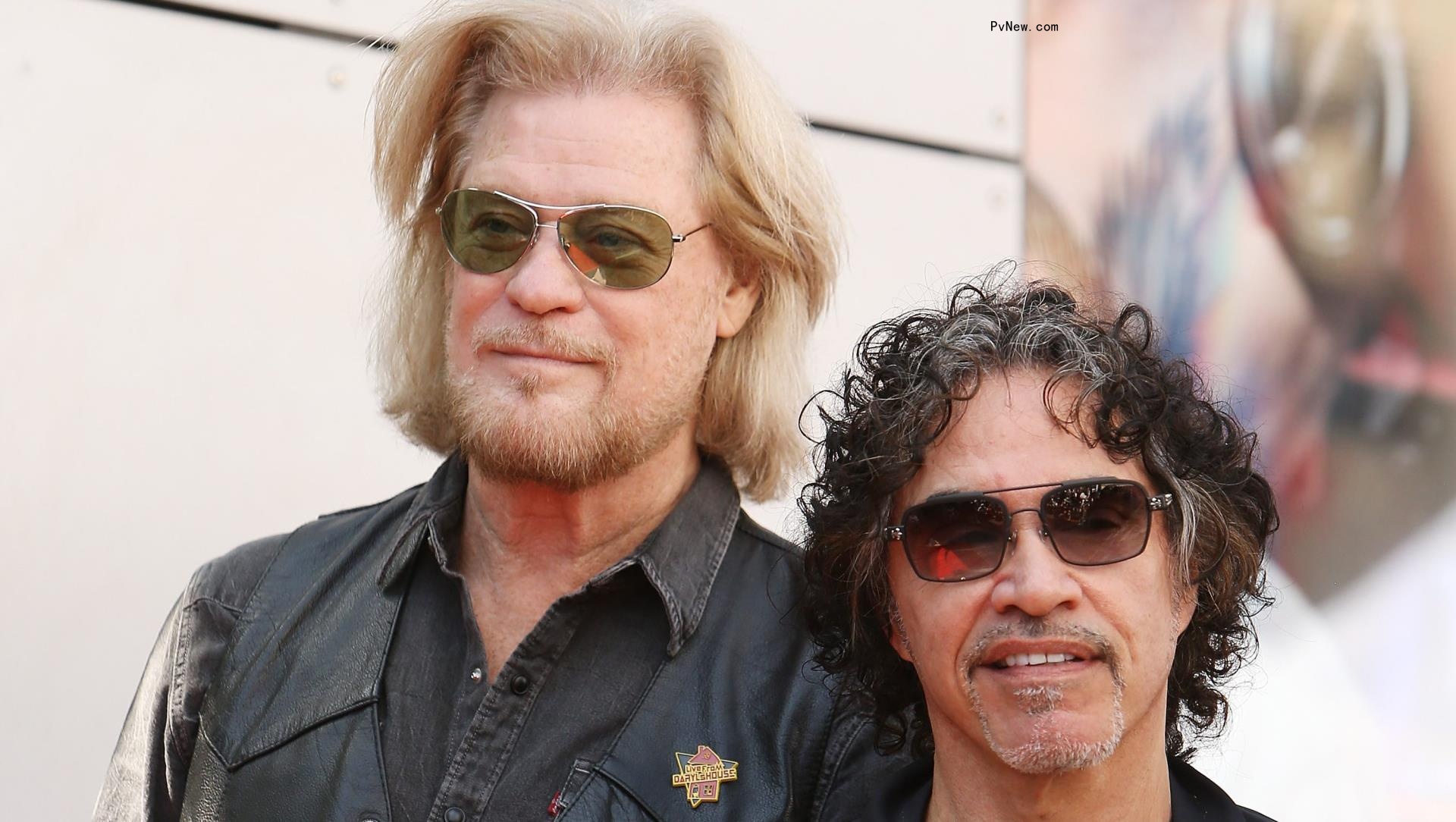 Judge Temporarily Blocks John Oates’ Sale of His Share of Hall & Oates Partnership