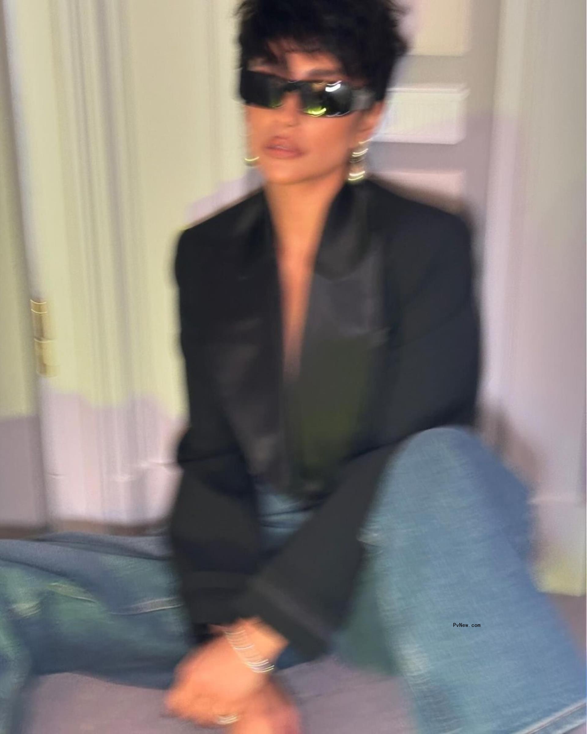 Shay Mitchell and her new haircut.