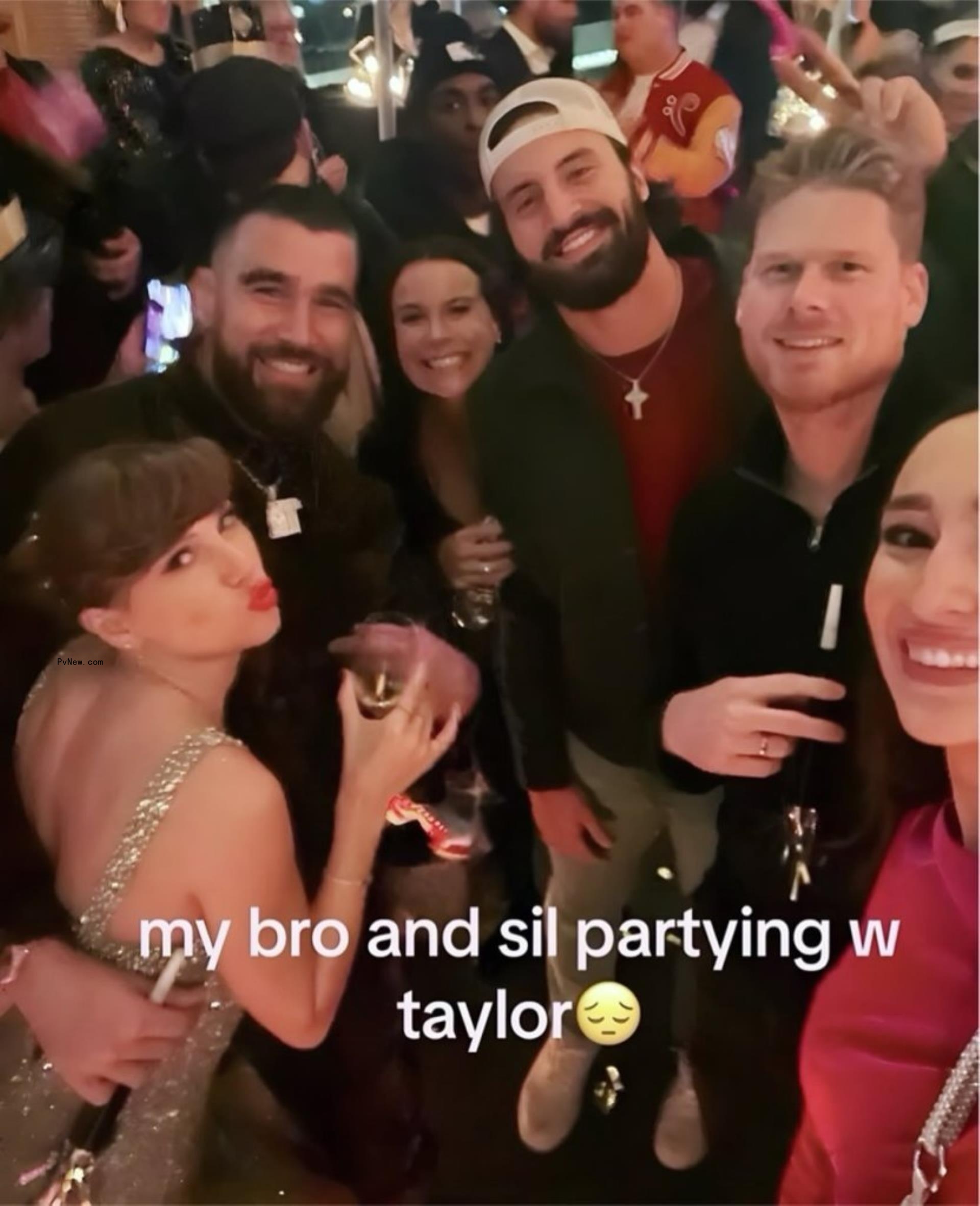 Taylor Swift, Travis Kelce at New Year's Eve.
