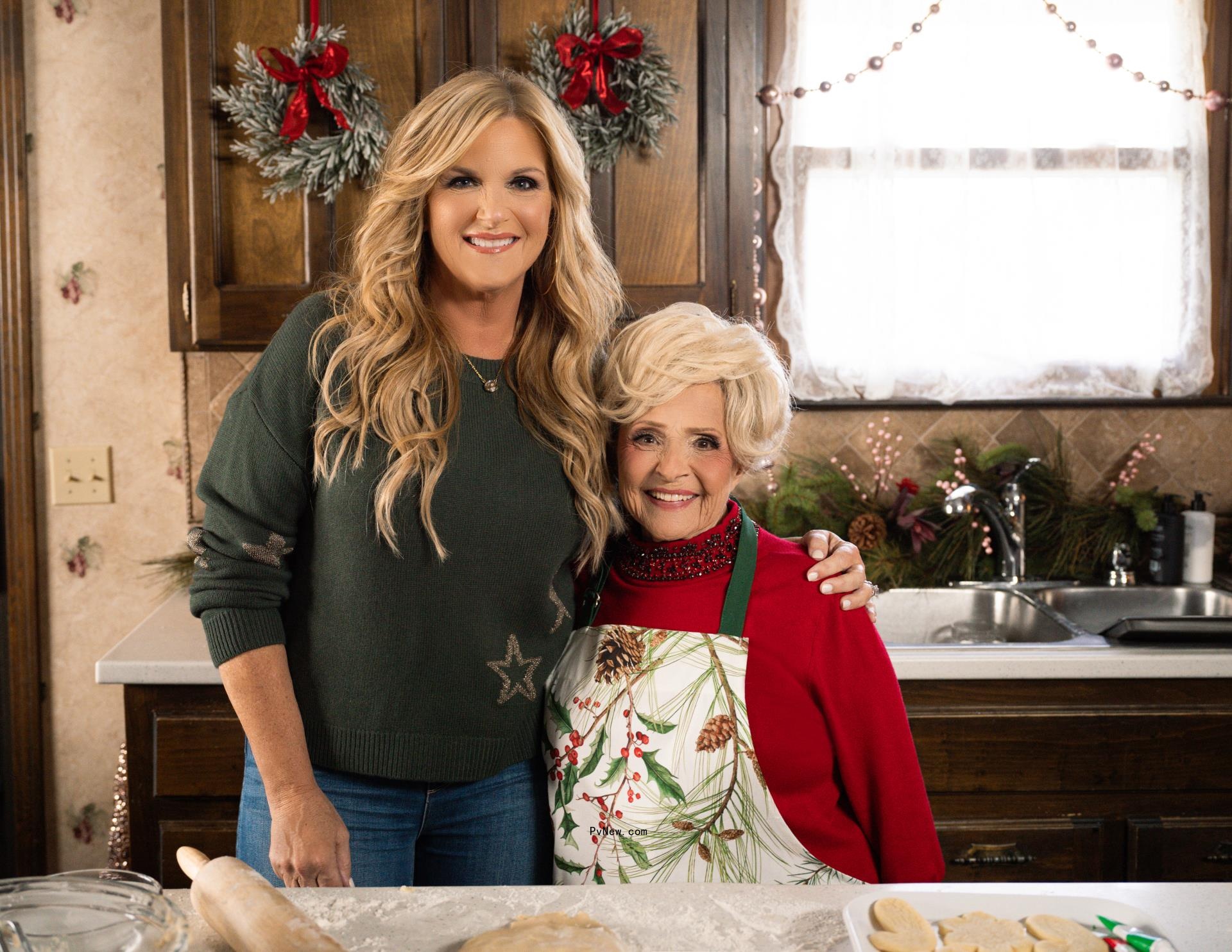 Brenda Lee on Hitting No. 1 With ‘Rockin’ Around the Christmas Tree,’ After Record-Breaking 65-Year Climb: ‘You Can’t Keep a Good Song Down’