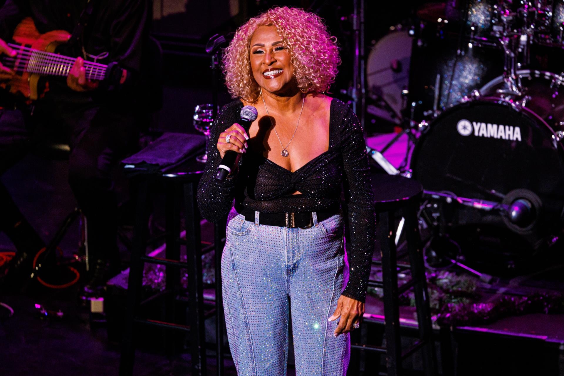 Bruce Springsteen Presents Darlene Love With Platinum Award for Phil Spector Christmas Album and ‘Baby Please Come Home’
