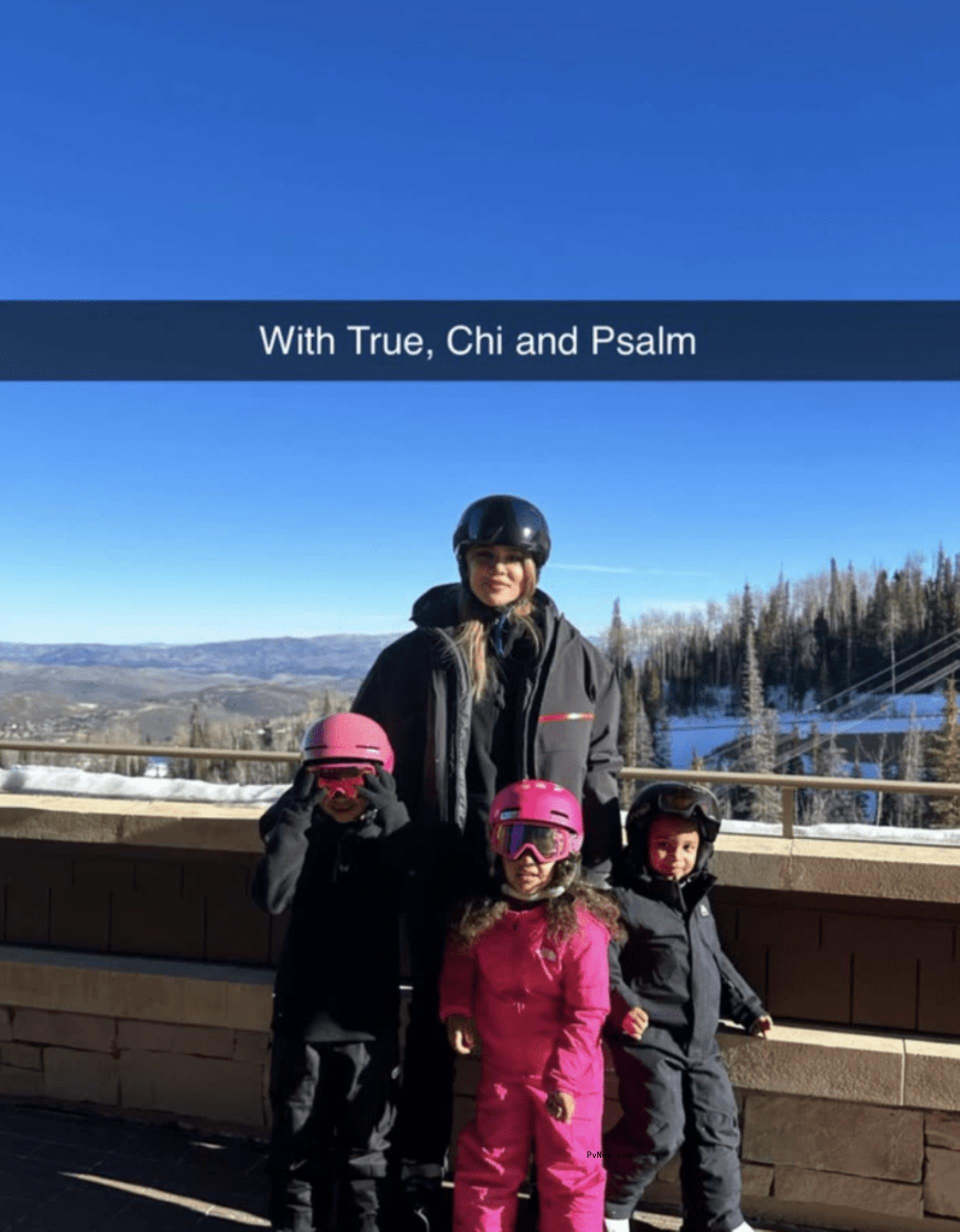 Khloé Kardashian with her daughter, True, and son, Tatum