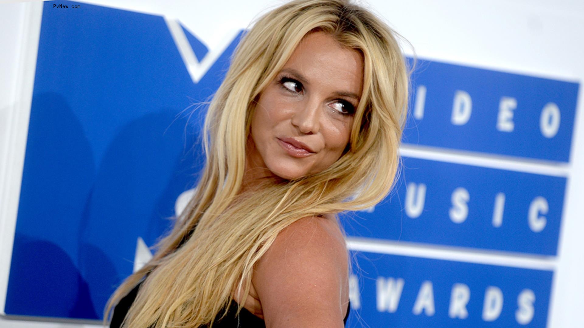 Britney Spears Promises: ‘New Song in the Works’