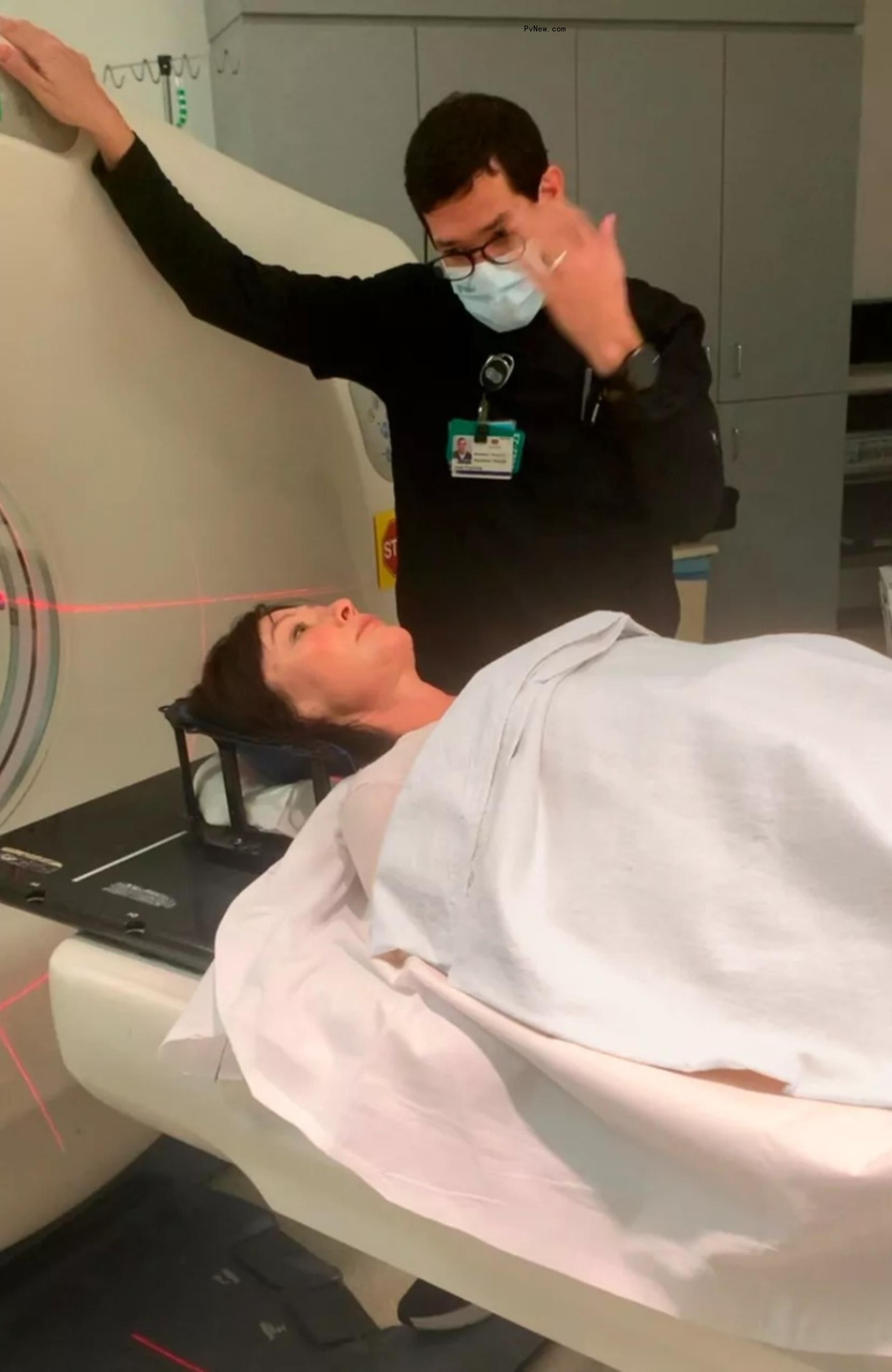 Shannen Doherty going into MRI