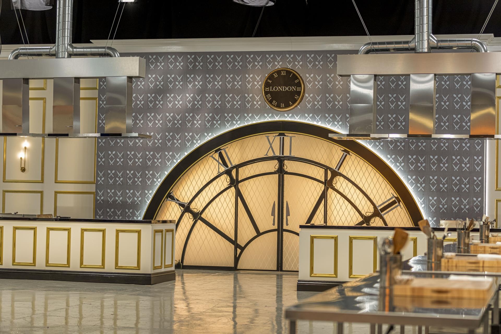 How British Pubs and the Harrods Food Hall Inspired ‘Top Chef’s’ Latest Set Design