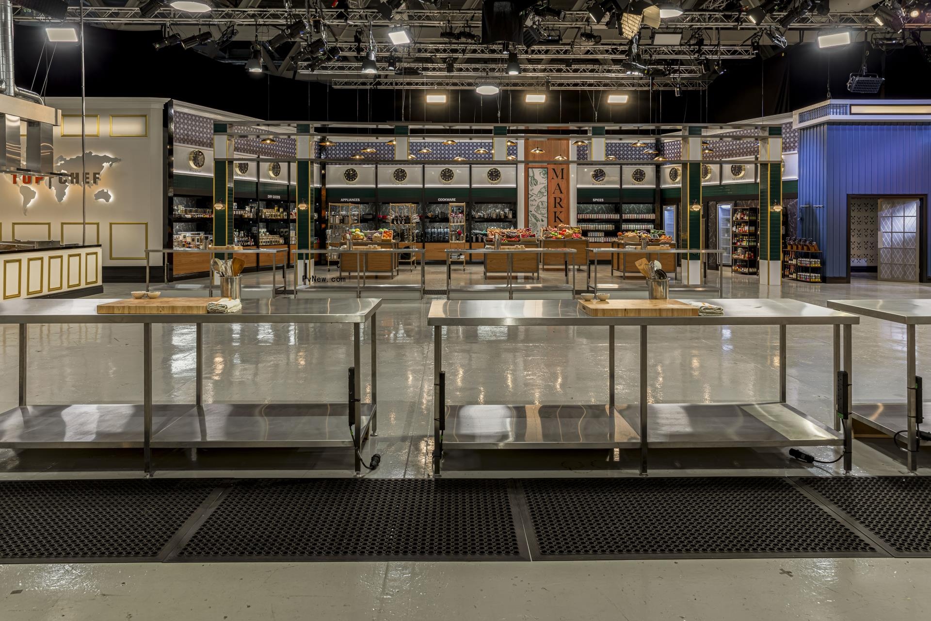 How British Pubs and the Harrods Food Hall Inspired ‘Top Chef’s’ Latest Set Design