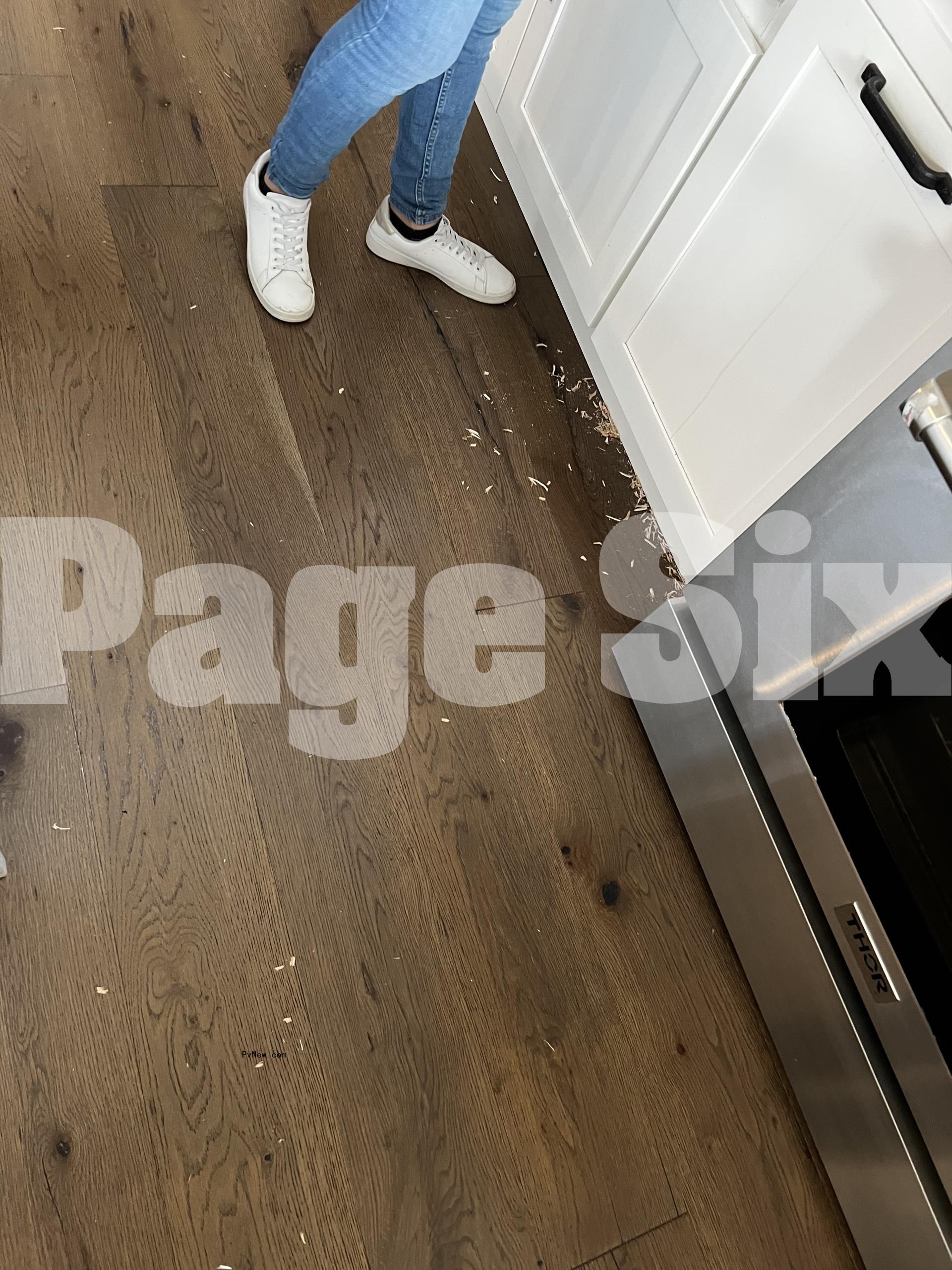 Shots of Erin Lichy's apartment.