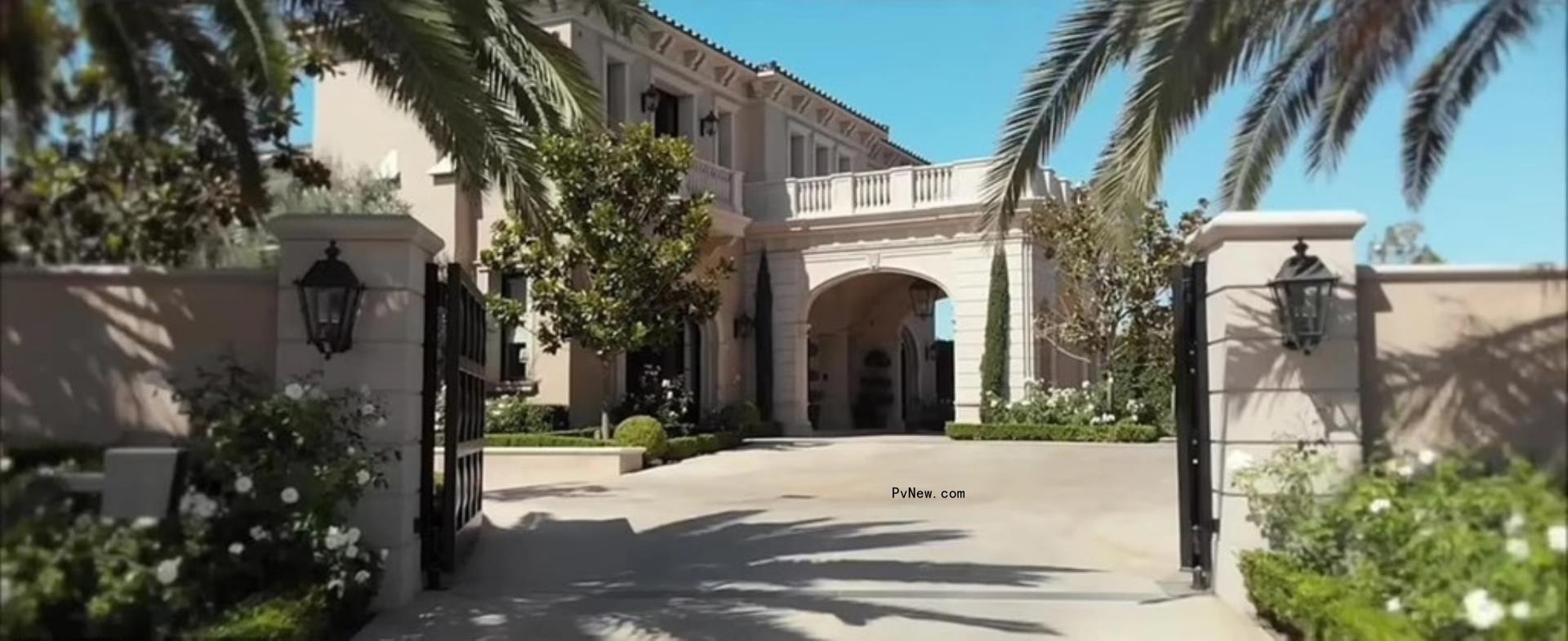 Heather Dubrow's old house