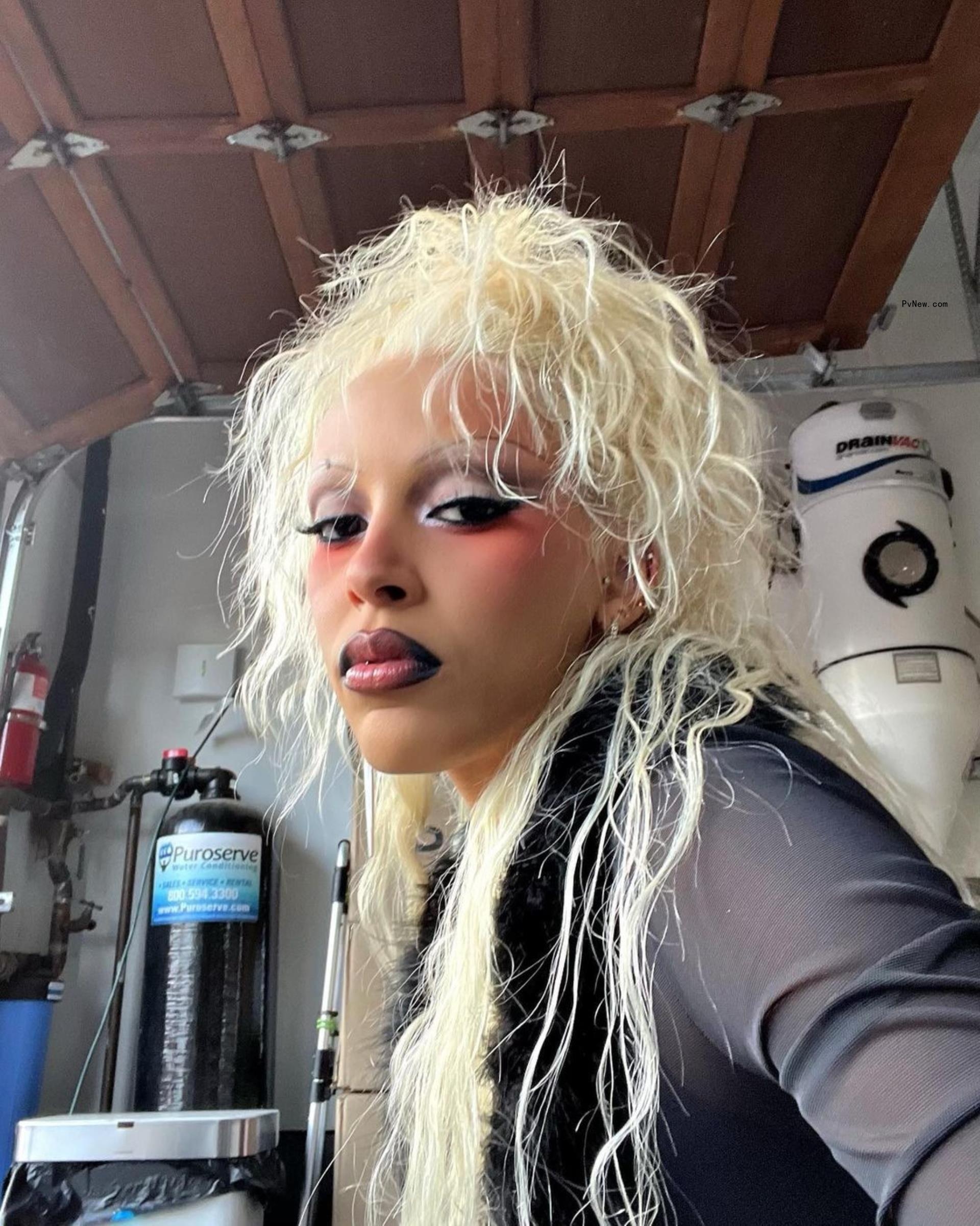 A selfie of Doja Cat.