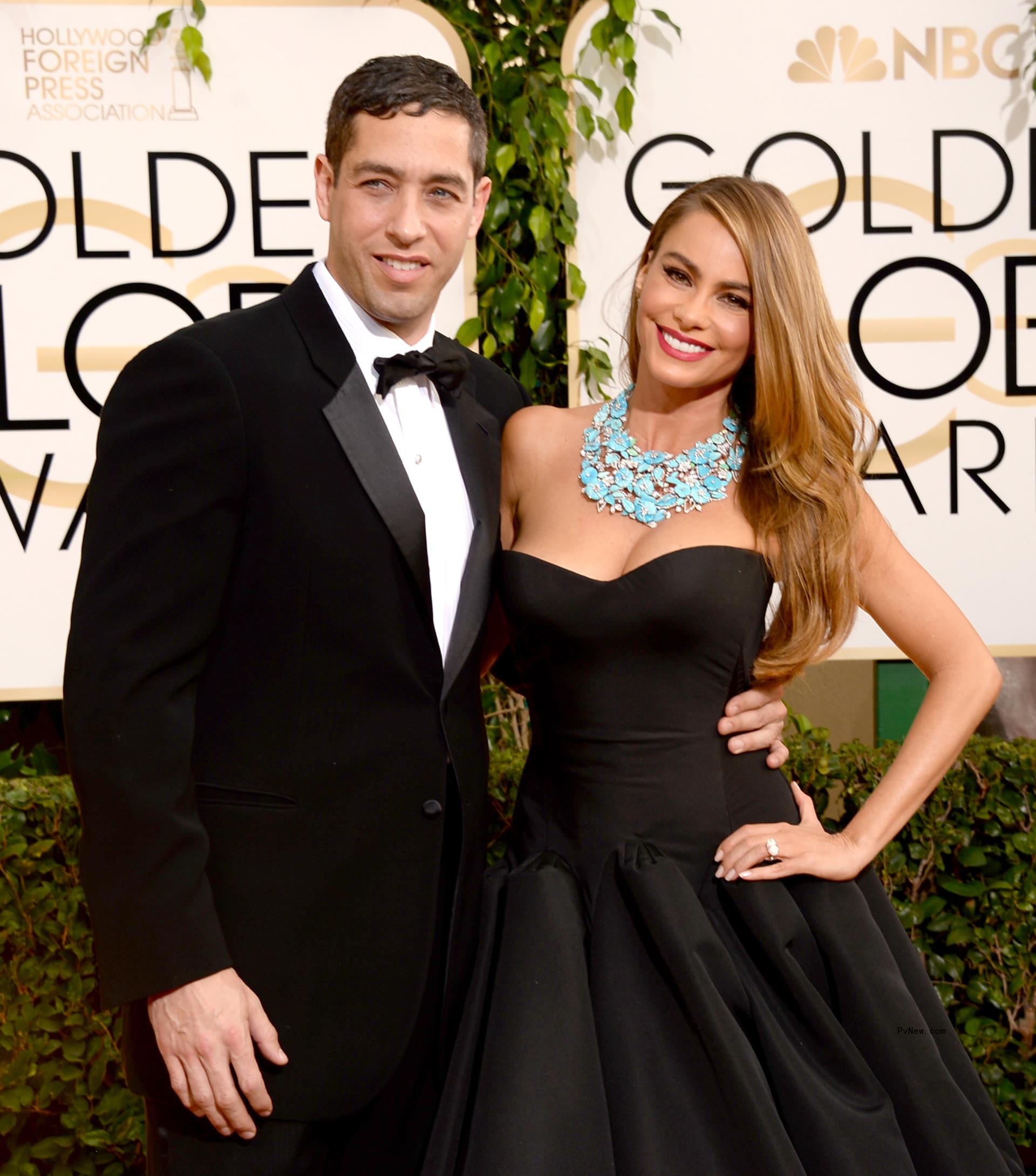 Sofia Vergara and Nick Loeb at an event.
