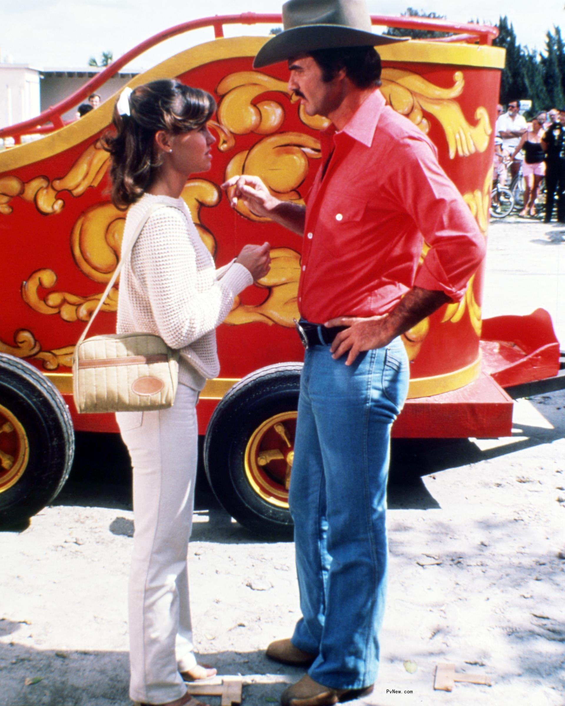 Sally Field and Burt Reynolds in