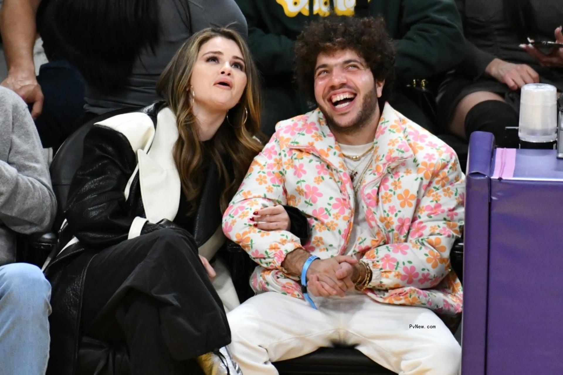 Benny Blanco and Selena Gomez at the Lakers Game.