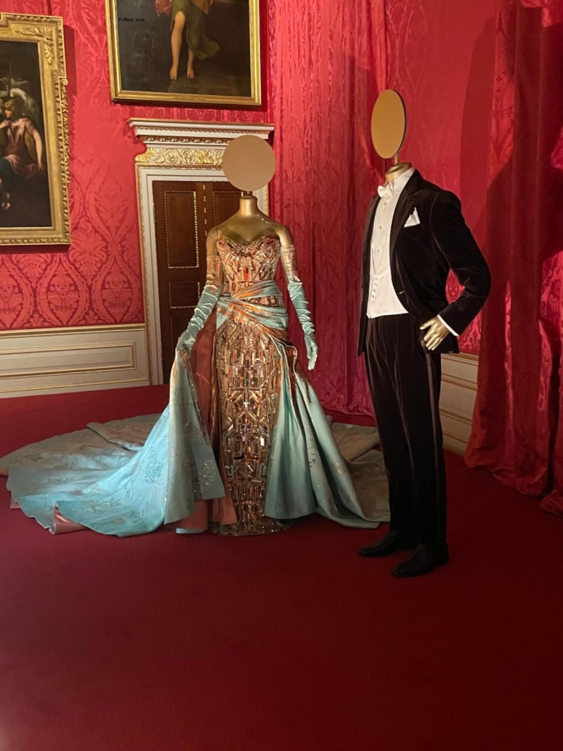 Blake Lively gown and Ryan Reynold tux