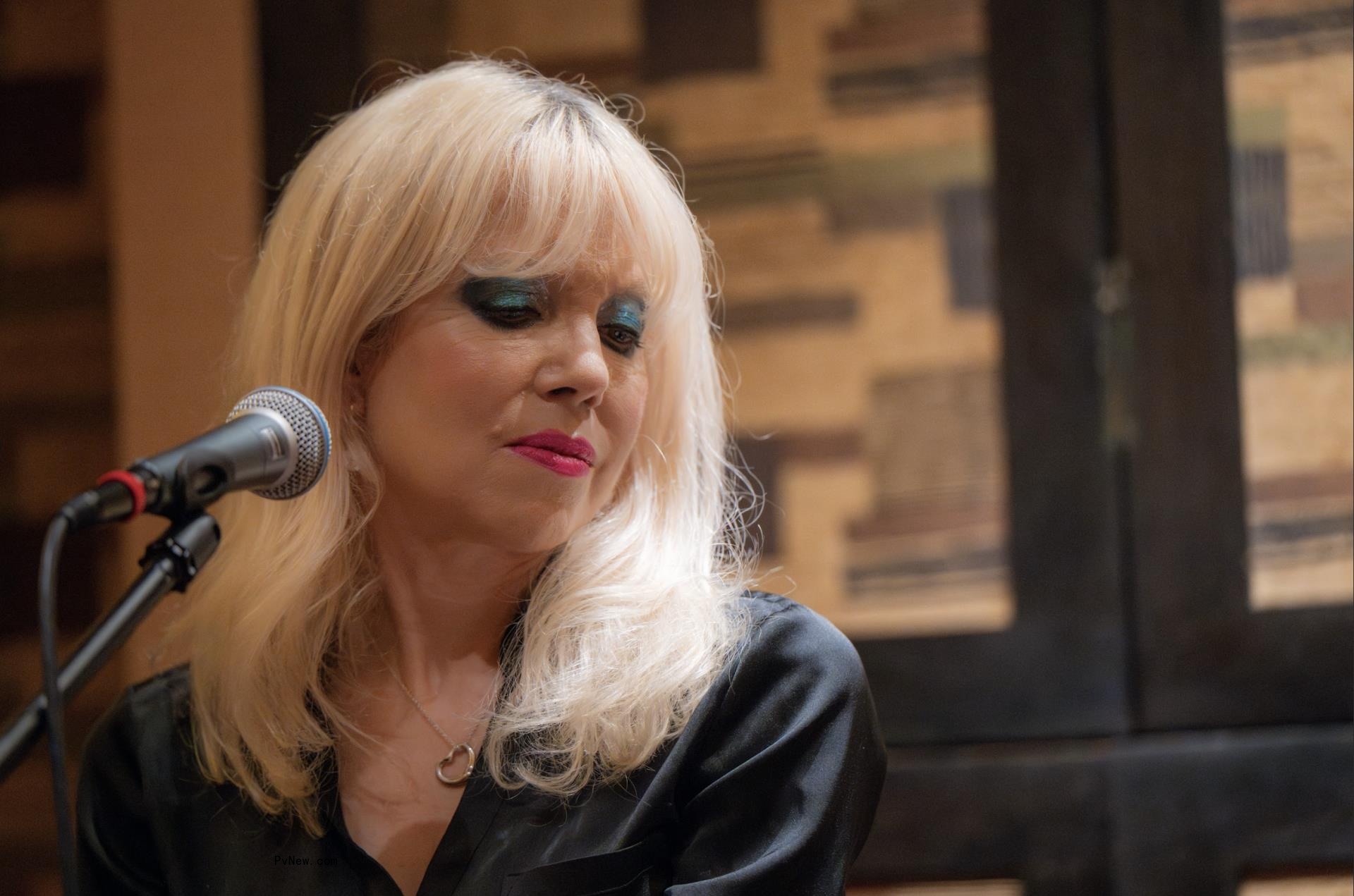 As Tributes Go By: Tammy Faye Starlite on Paying Homage to Marianne Faithfull, on Record and in a One-Woman Show