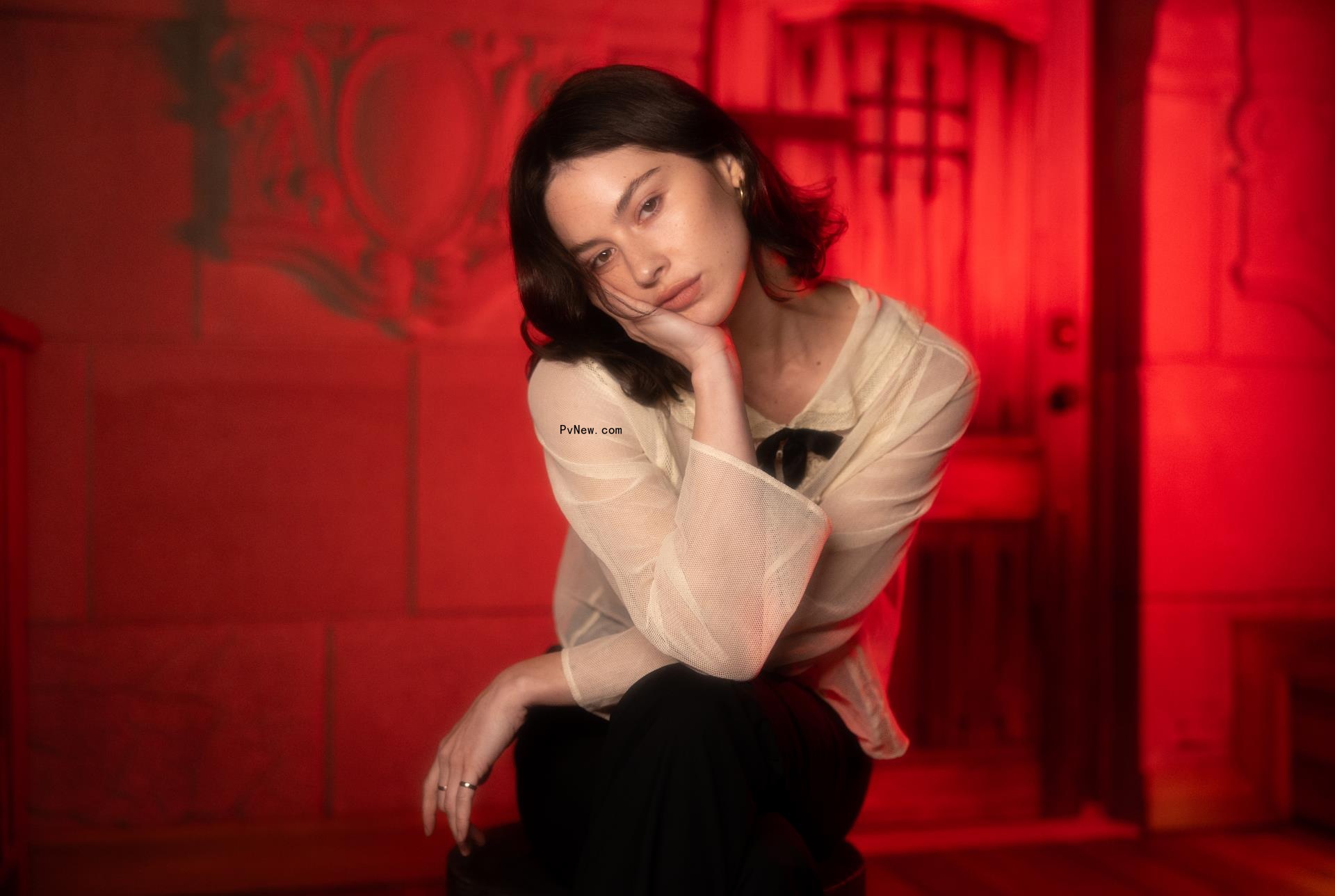 Gracie Abrams Celebrates Best New Artist Grammy Nom by Working on Next Album, Which Is ‘1 Million Percent Influenced’ by Crowd Respo<i></i>nse on Eras Tour