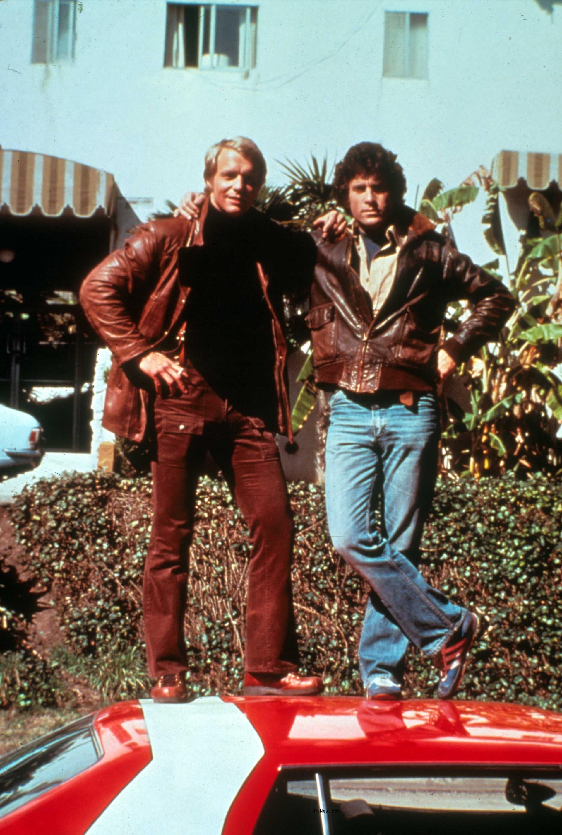 David Soul and Paul Michael Glaser posing on
