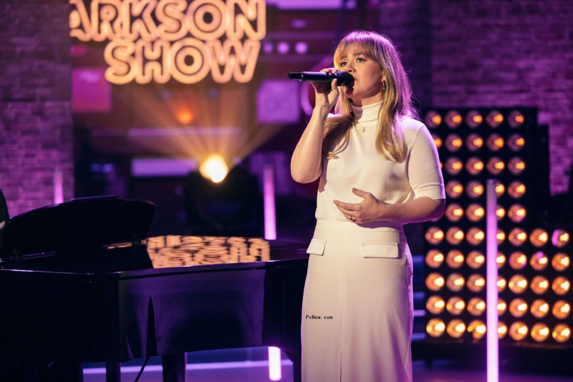 Kelly Clarkson in 2023