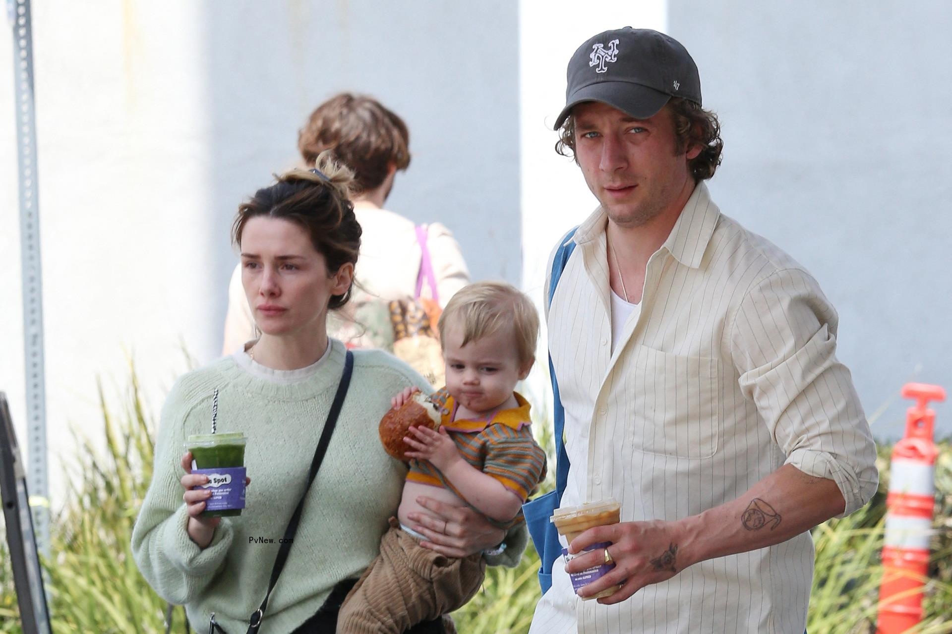 Jeremy Allen White and Addison Timlin out with their daughter