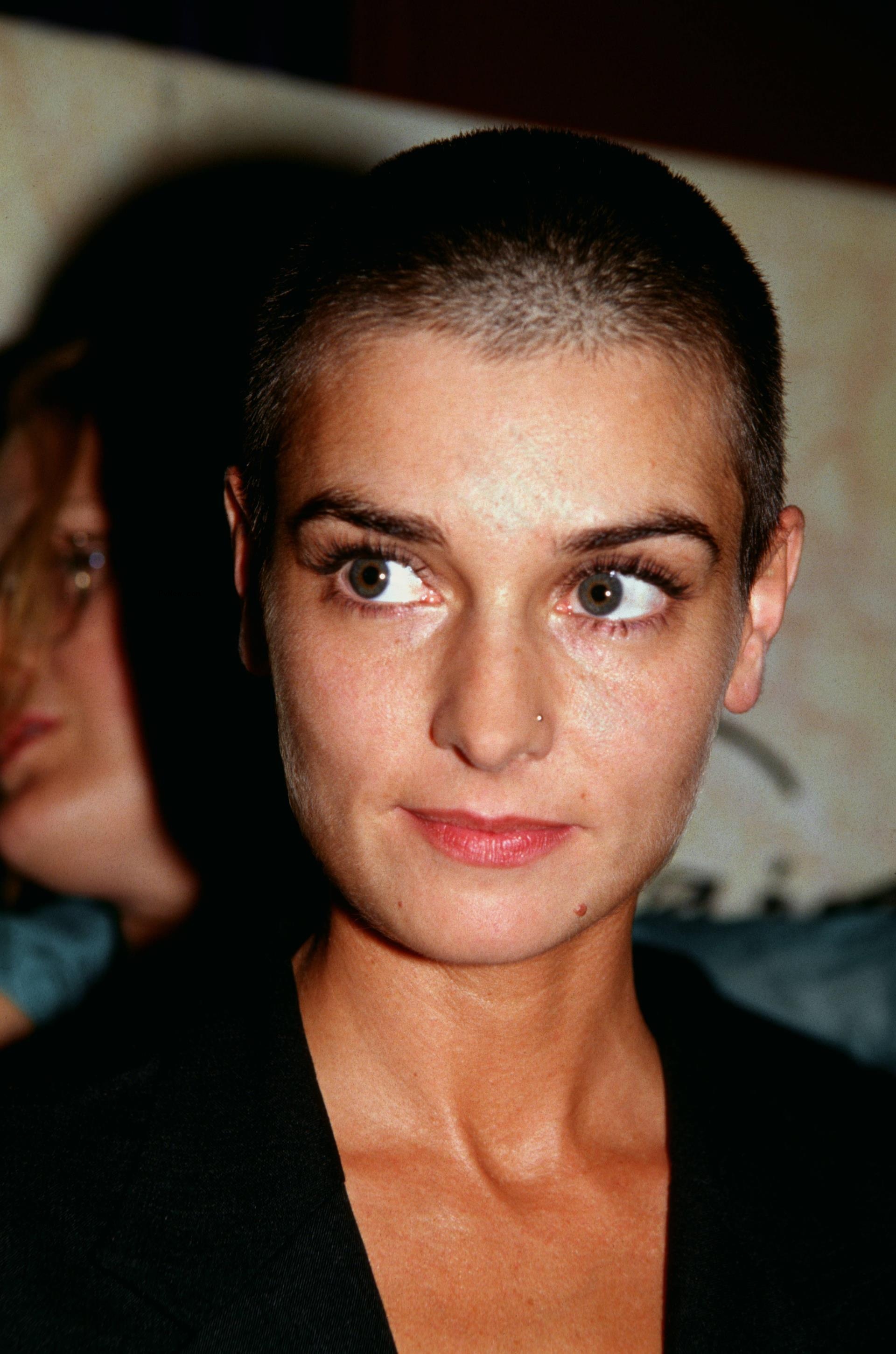 Sinead O'Co<i></i>nnor close-up photo