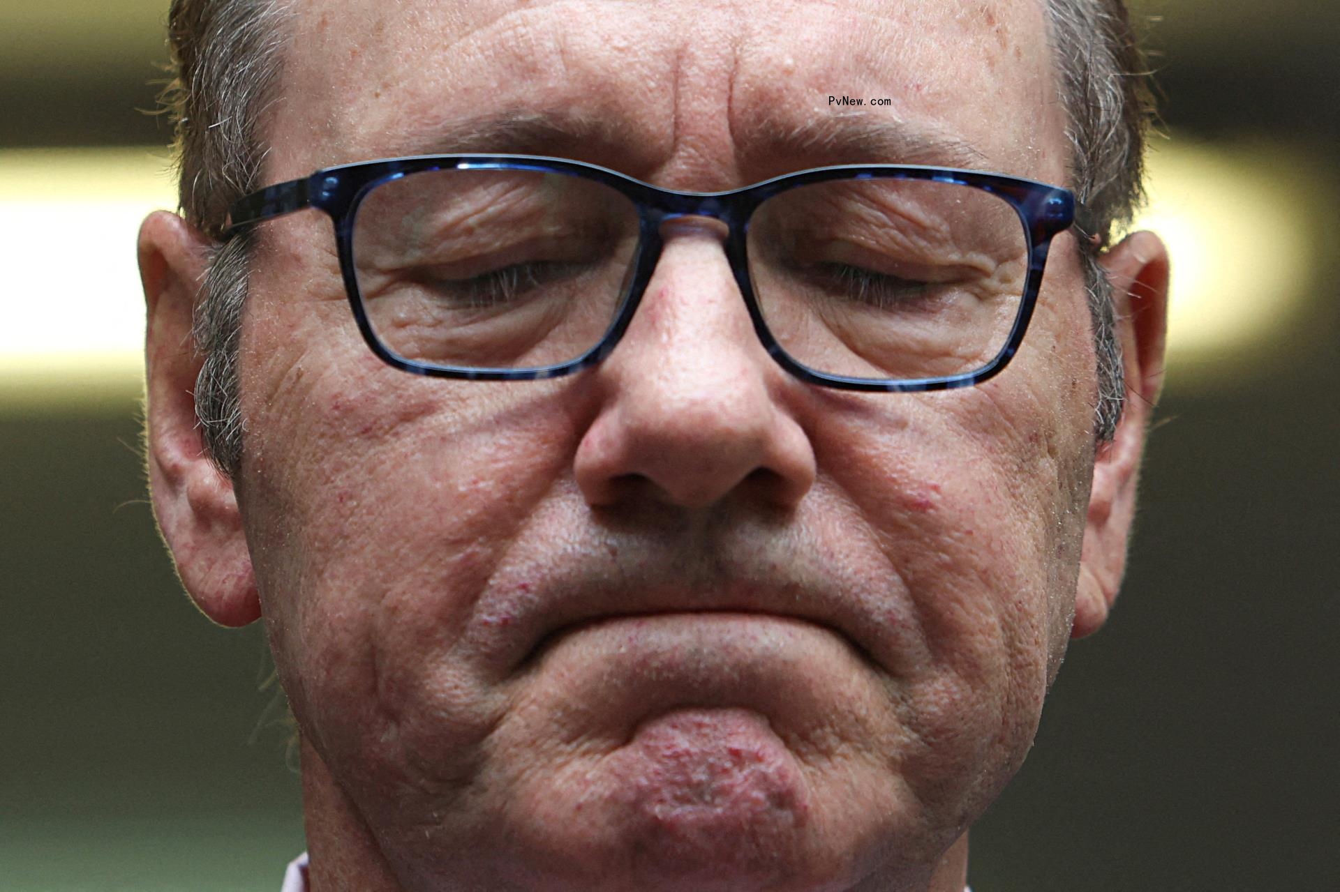 Kevin Spacey in tears
