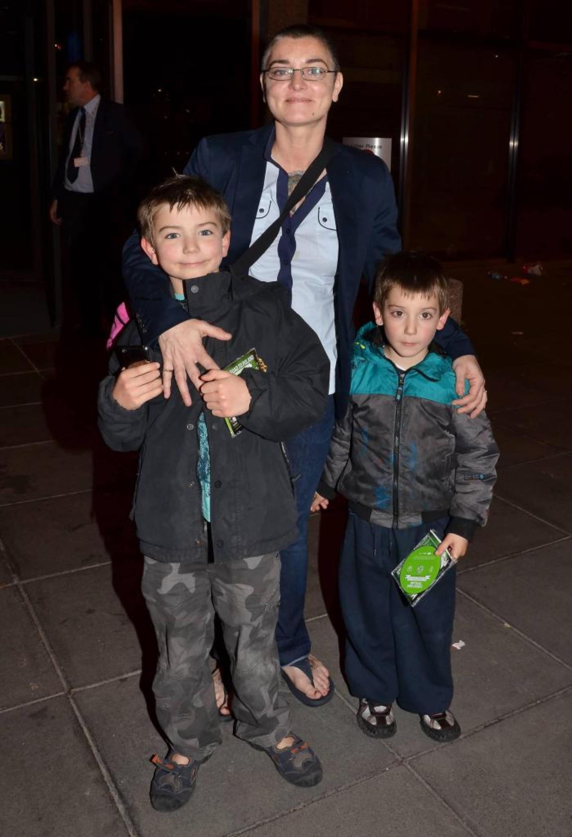 Sinéad O'Co<i></i>nnor with sons Shane and Yeshua.